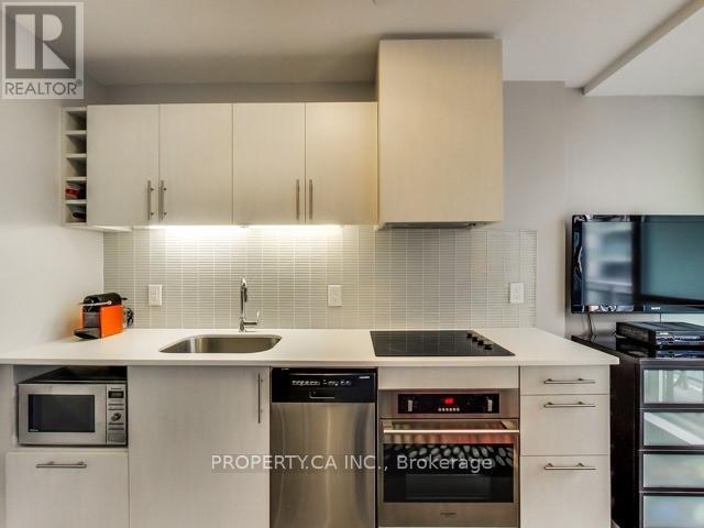 405 - 508 Wellington Street W, Toronto, Ontario  M5V 0K8 - Photo 10 - C12809176