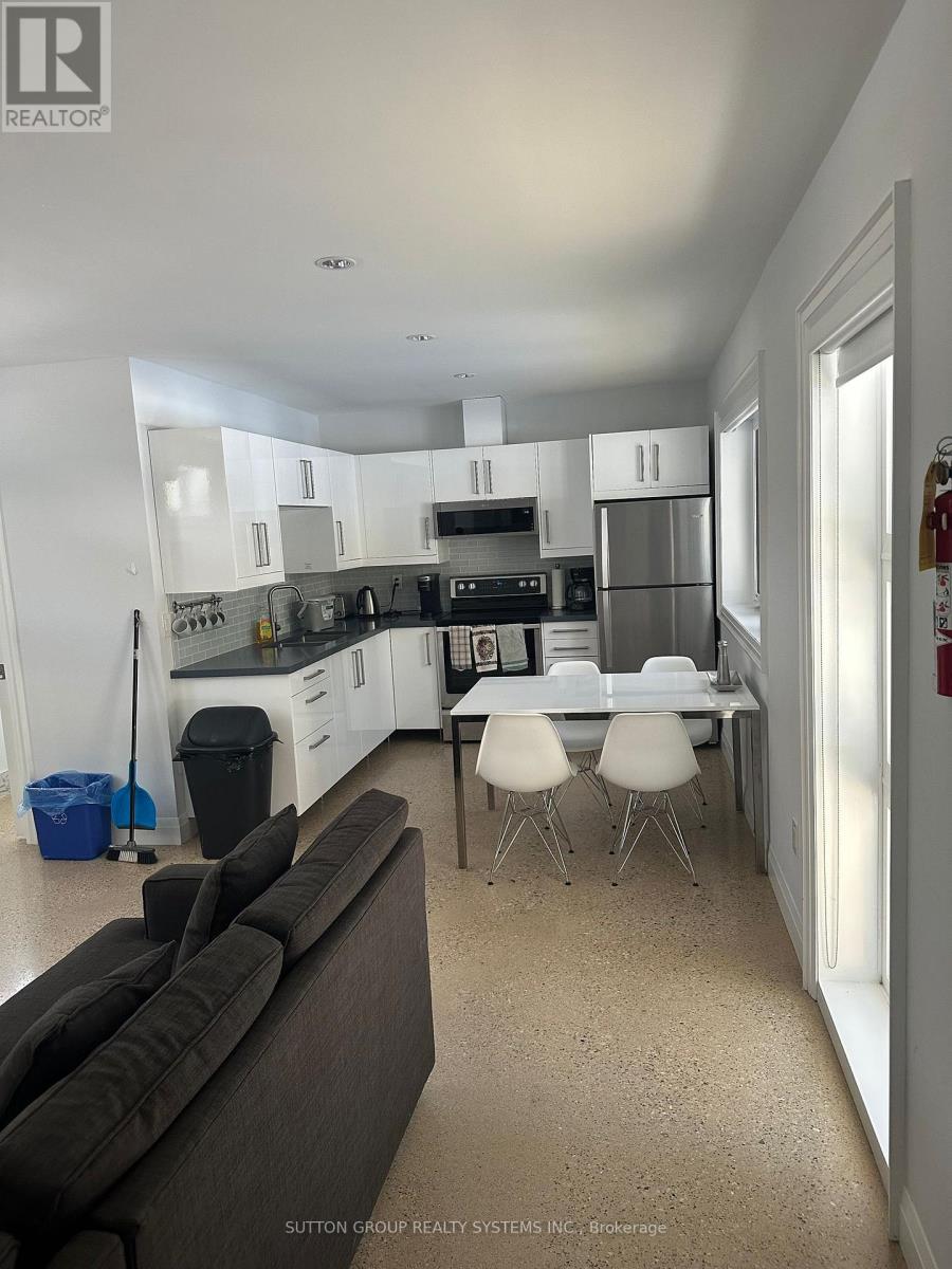 1054 Lawson Road, Tiny, Ontario  L0L 1P0 - Photo 2 - S12809164