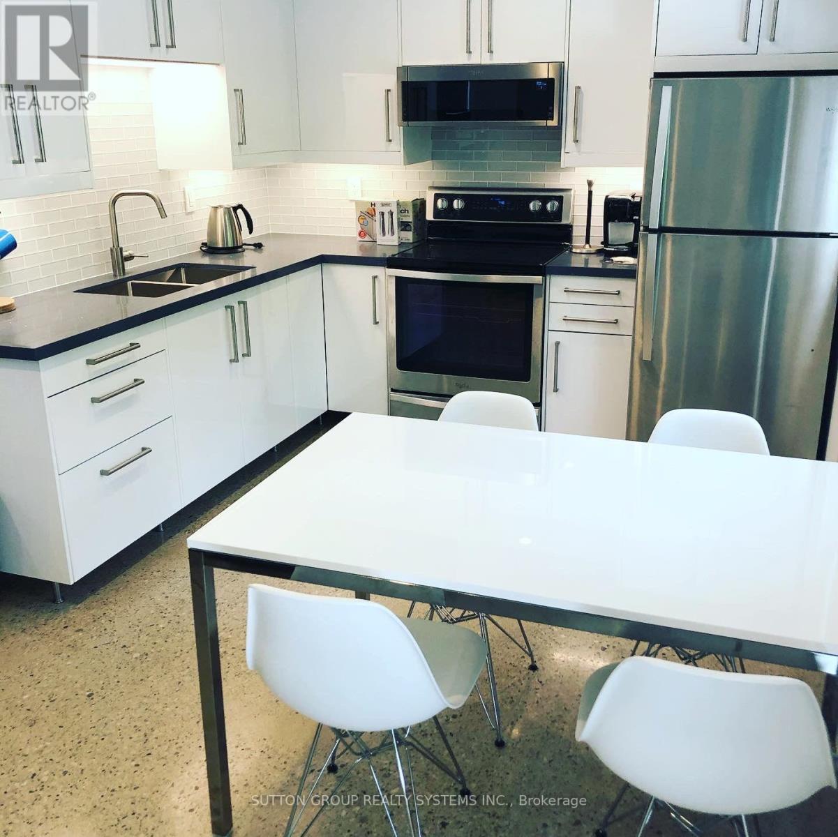 1054 Lawson Road, Tiny, Ontario  L0L 1P0 - Photo 4 - S12809164