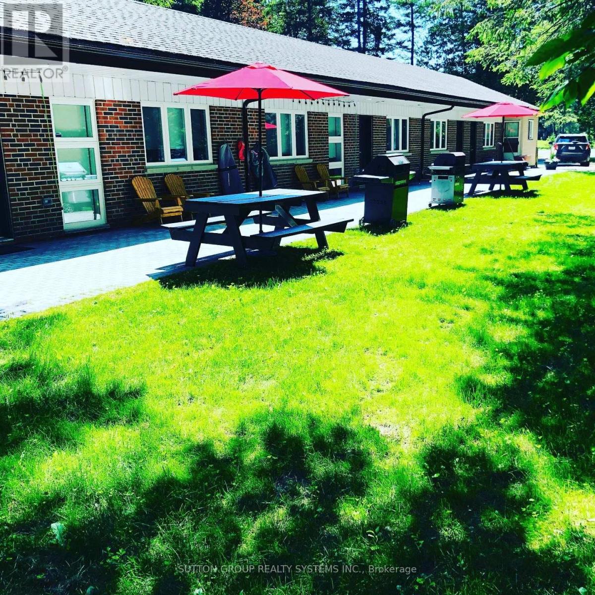 1054 Lawson Road, Tiny, Ontario  L0L 1P0 - Photo 5 - S12809164