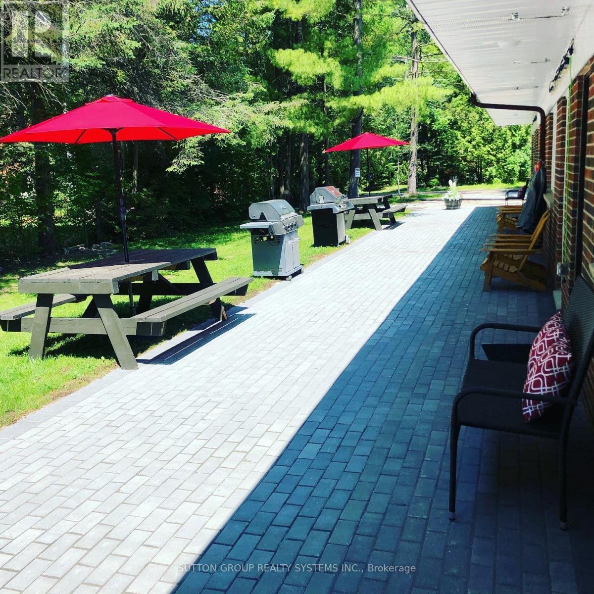 1054 Lawson Road, Tiny, Ontario  L0L 1P0 - Photo 6 - S12809164