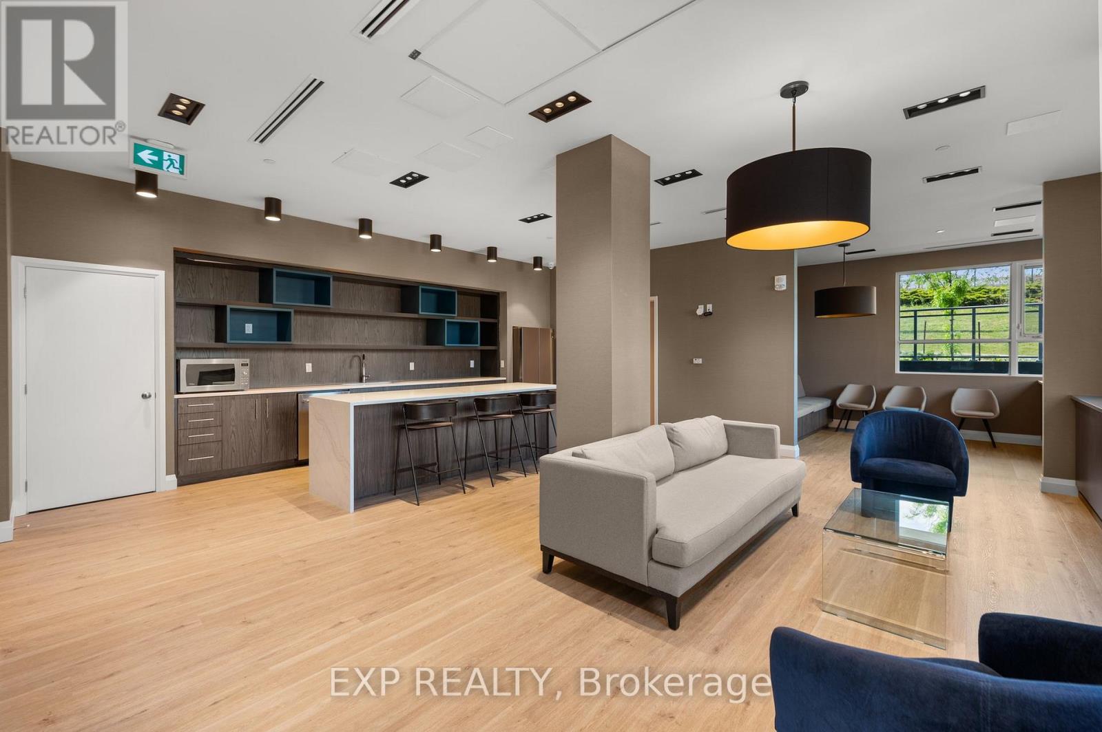 58 Lakeside Terrace, Barrie, Ontario  L4M 0L5 - Photo 32 - S12809172