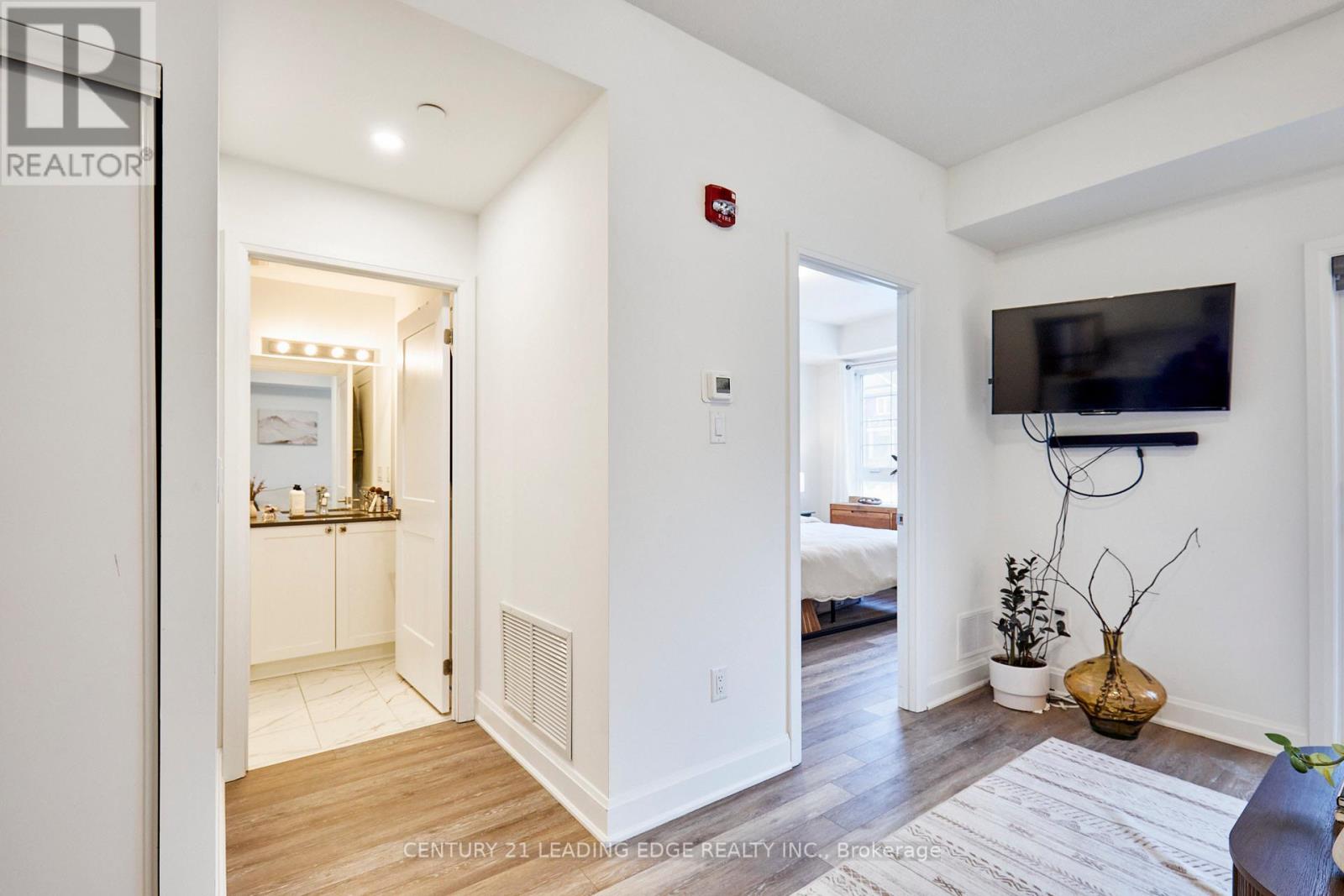 105 - 50 Lakebreeze Drive, Clarington, Ontario  L1B 0V9 - Photo 16 - E12805986