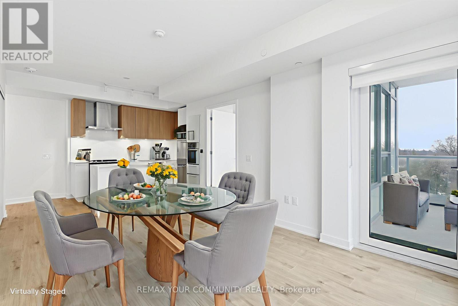 521 - 500 Plains Road E, Burlington, Ontario  L7T 2E1 - Photo 9 - W12809150