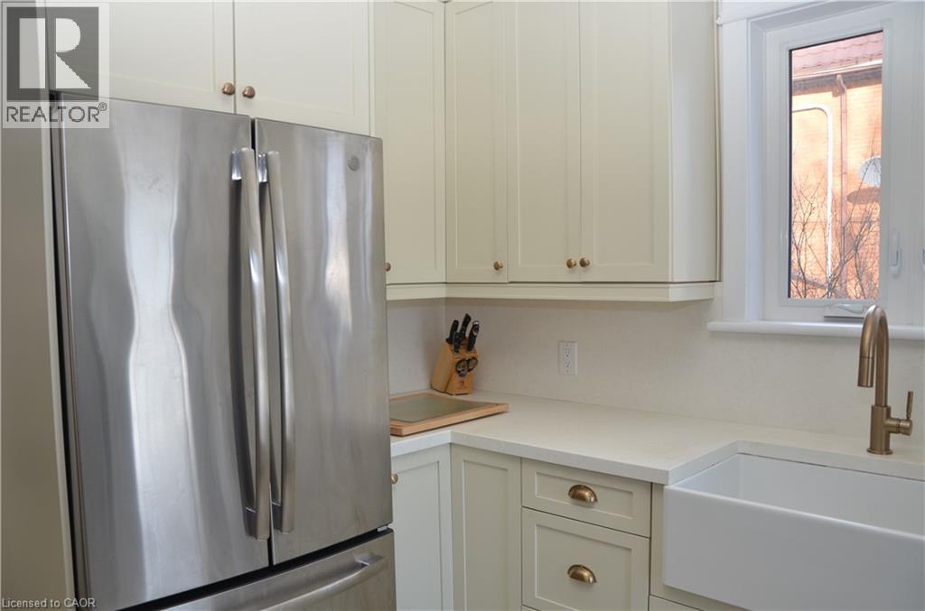 25 Fairmount Avenue, Hamilton, Ontario  L8P 3Z4 - Photo 17 - 40795558