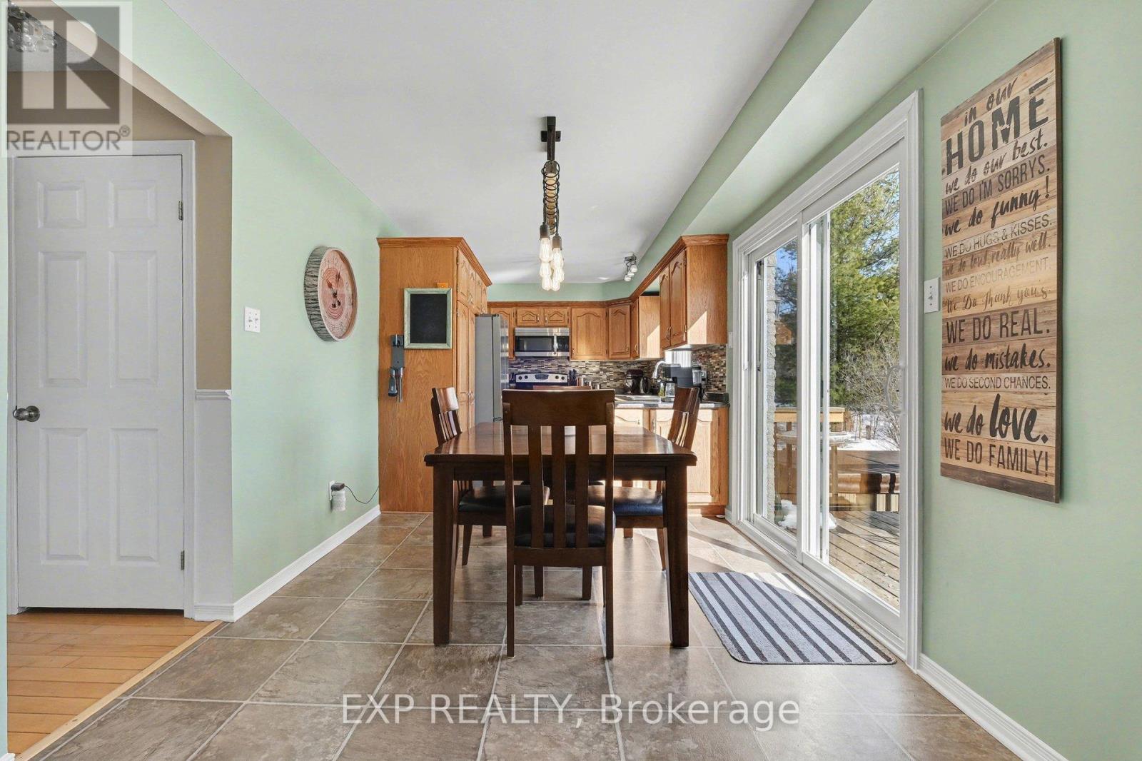 1284 Old Carriage Lane, North Dundas, Ontario  K0C 2K0 - Photo 11 - X12809206