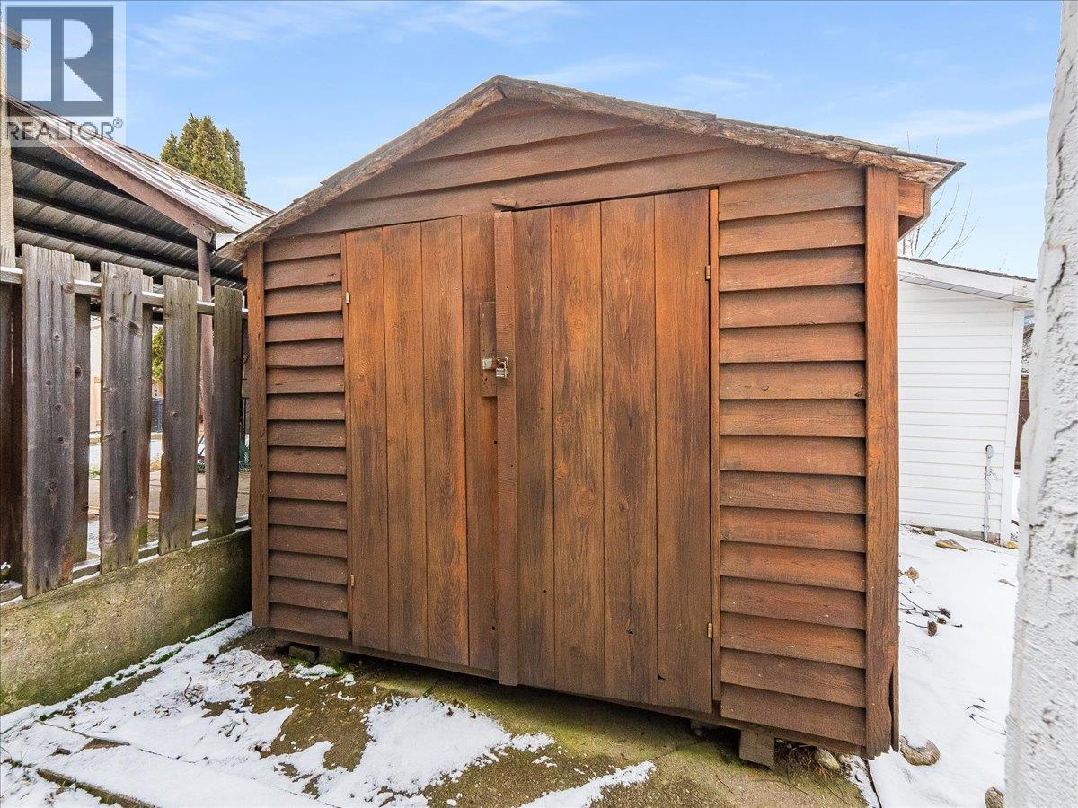 1522 Third Avenue, Trail, British Columbia  V1R 1P7 - Photo 23 - 10376498