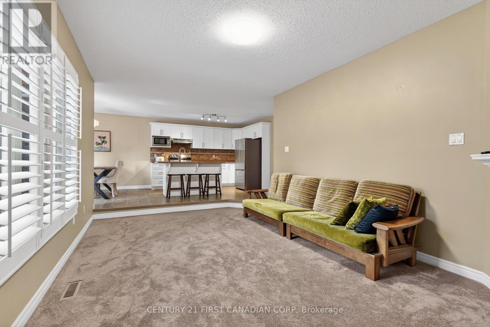 1063 Thornley Street, London South, Ontario  N6K 4V4 - Photo 19 - X12809204