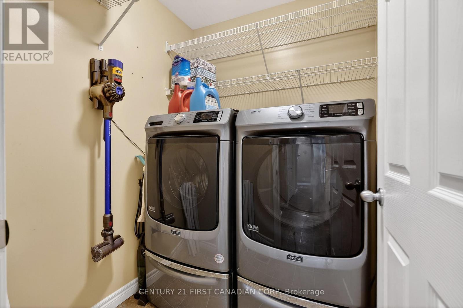 1063 Thornley Street, London South, Ontario  N6K 4V4 - Photo 22 - X12809204