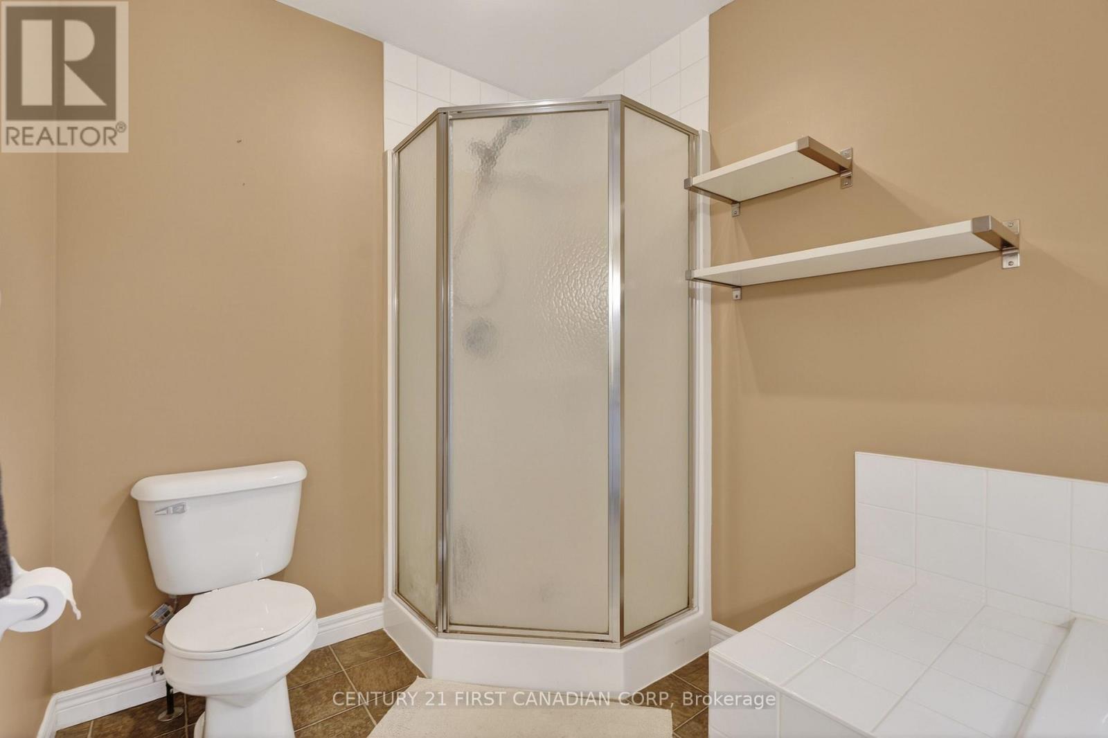 1063 Thornley Street, London South, Ontario  N6K 4V4 - Photo 26 - X12809204