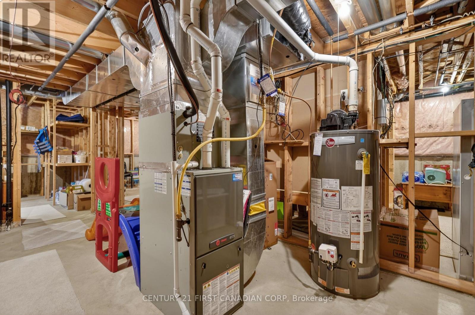 1063 Thornley Street, London South, Ontario  N6K 4V4 - Photo 35 - X12809204