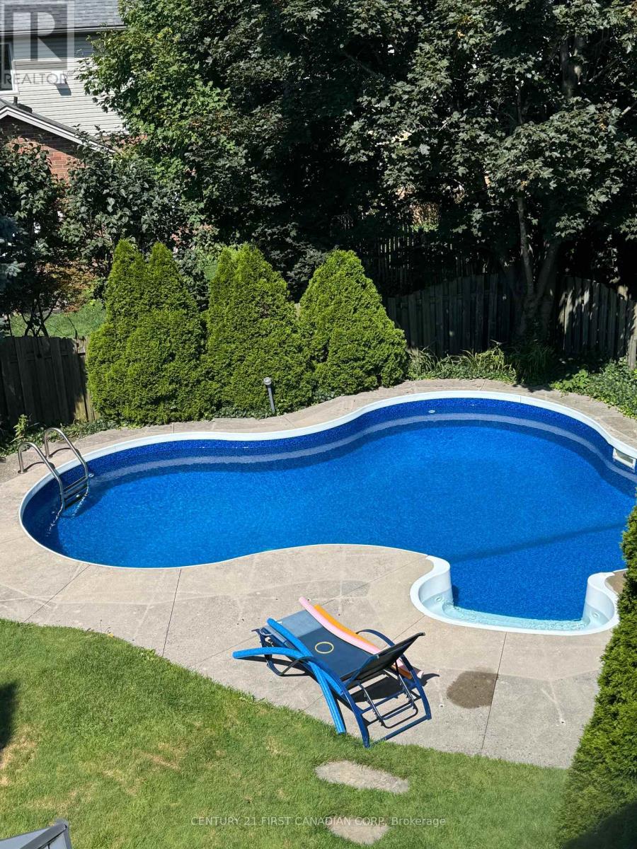 1063 Thornley Street, London South, Ontario  N6K 4V4 - Photo 43 - X12809204