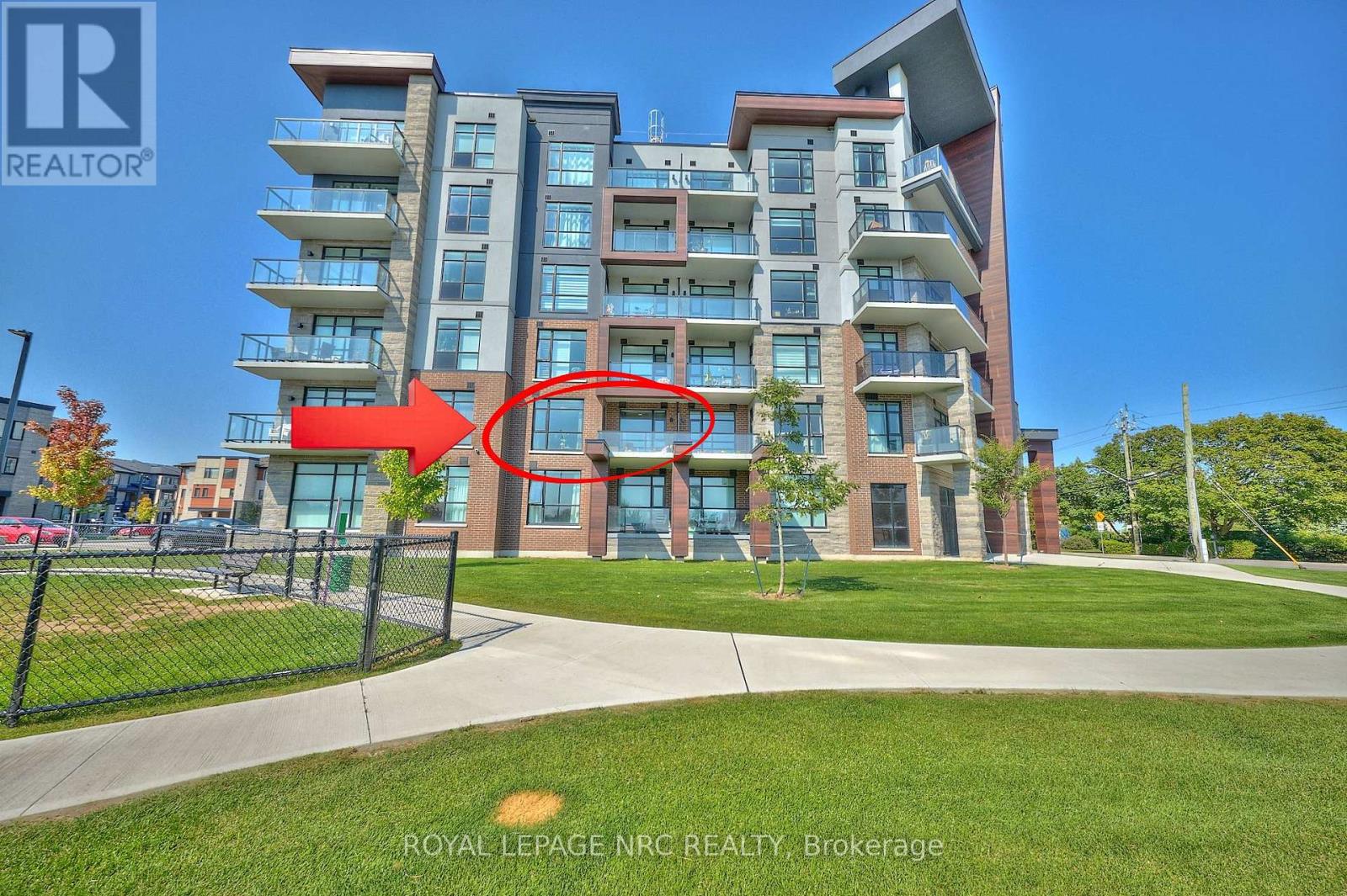 221 - 600 North Service Road, Hamilton (Lakeshore), Ontario  L8E 0L2 - Photo 1 - X12809232