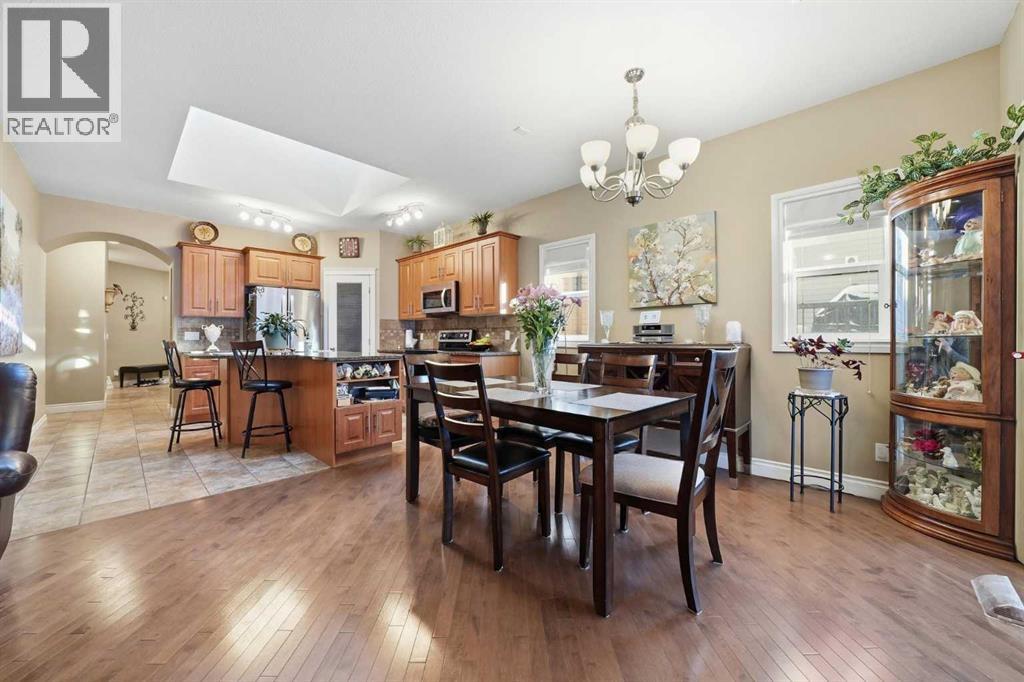 144 Reunion Close Nw, Airdrie, Alberta  T4B 0M3 - Photo 4 - A2286456