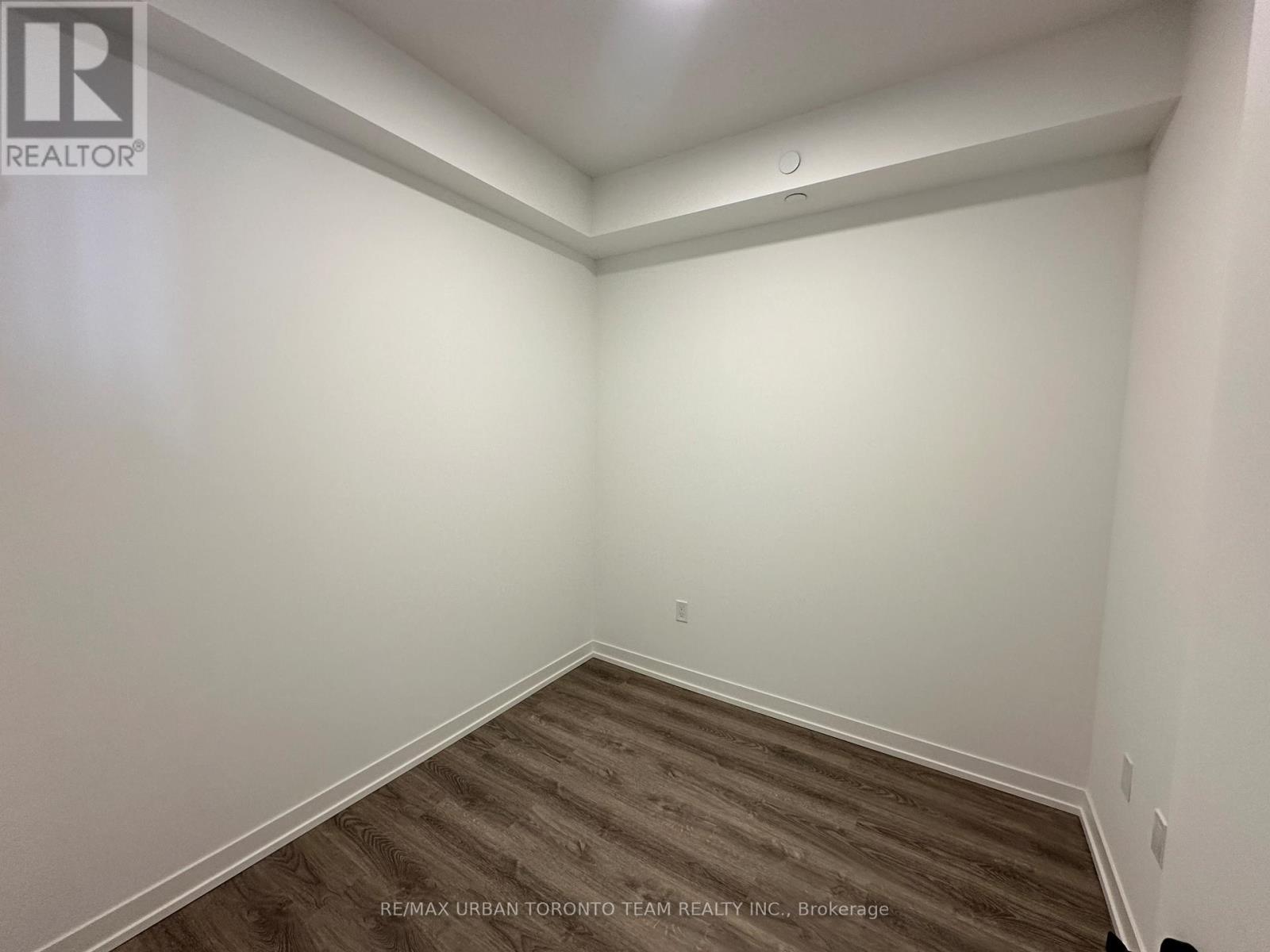 5310 - 8 Interchange Way, Vaughan, Ontario  L4K 5Z7 - Photo 11 - N12809210