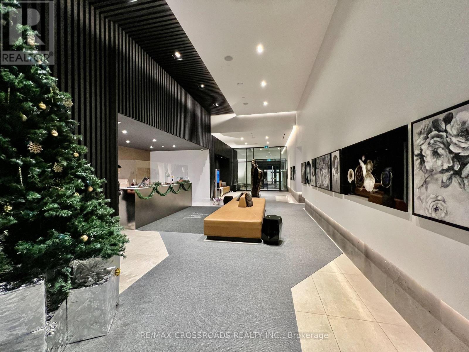 1111w - 3 Rosewater Street, Richmond Hill, Ontario  L4C 5T6 - Photo 2 - N12809230