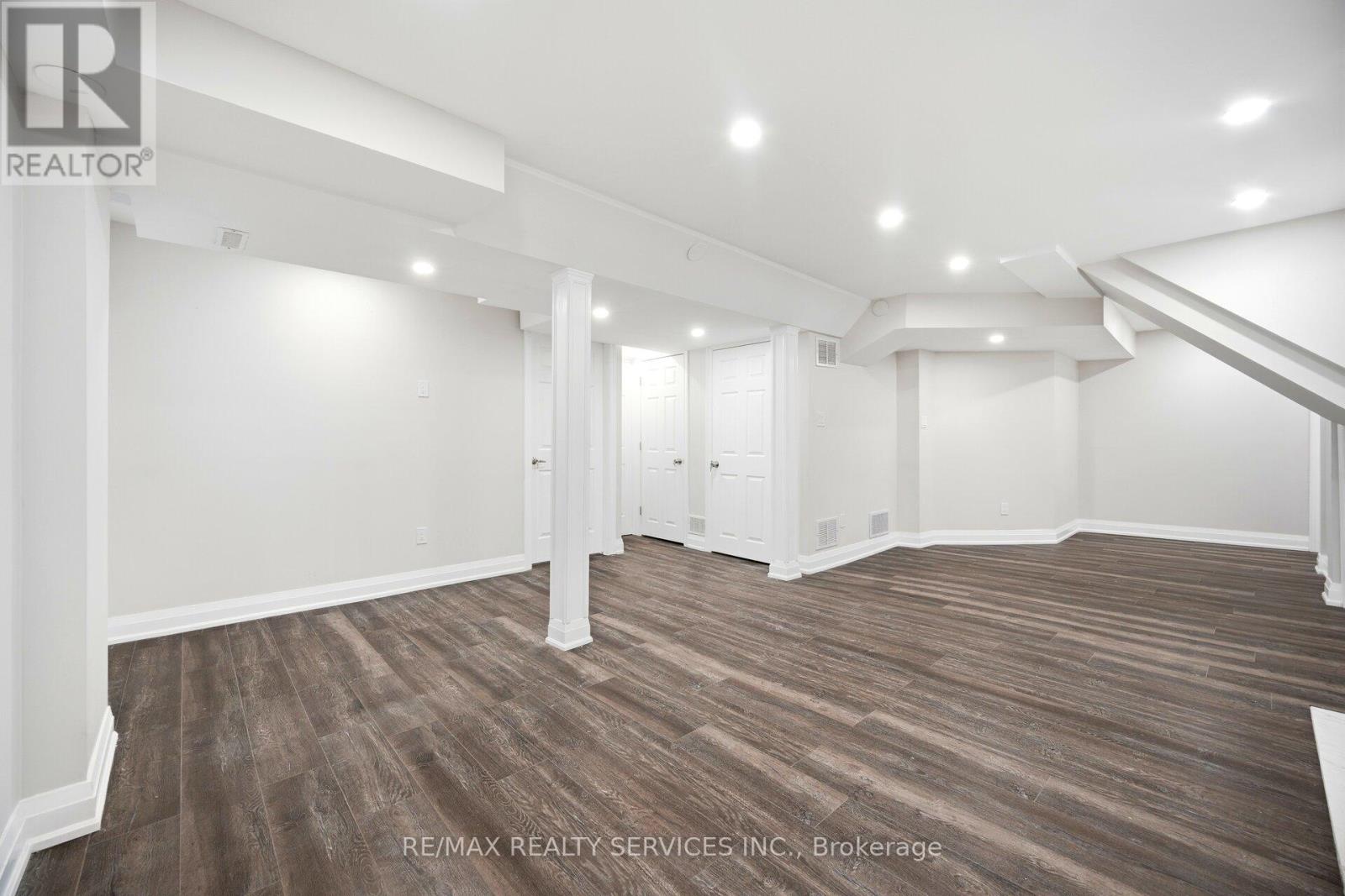 Bsmt - 5 Streamline Drive, Brampton, Ontario L6V 4S6 - Photo 14 - W12809202