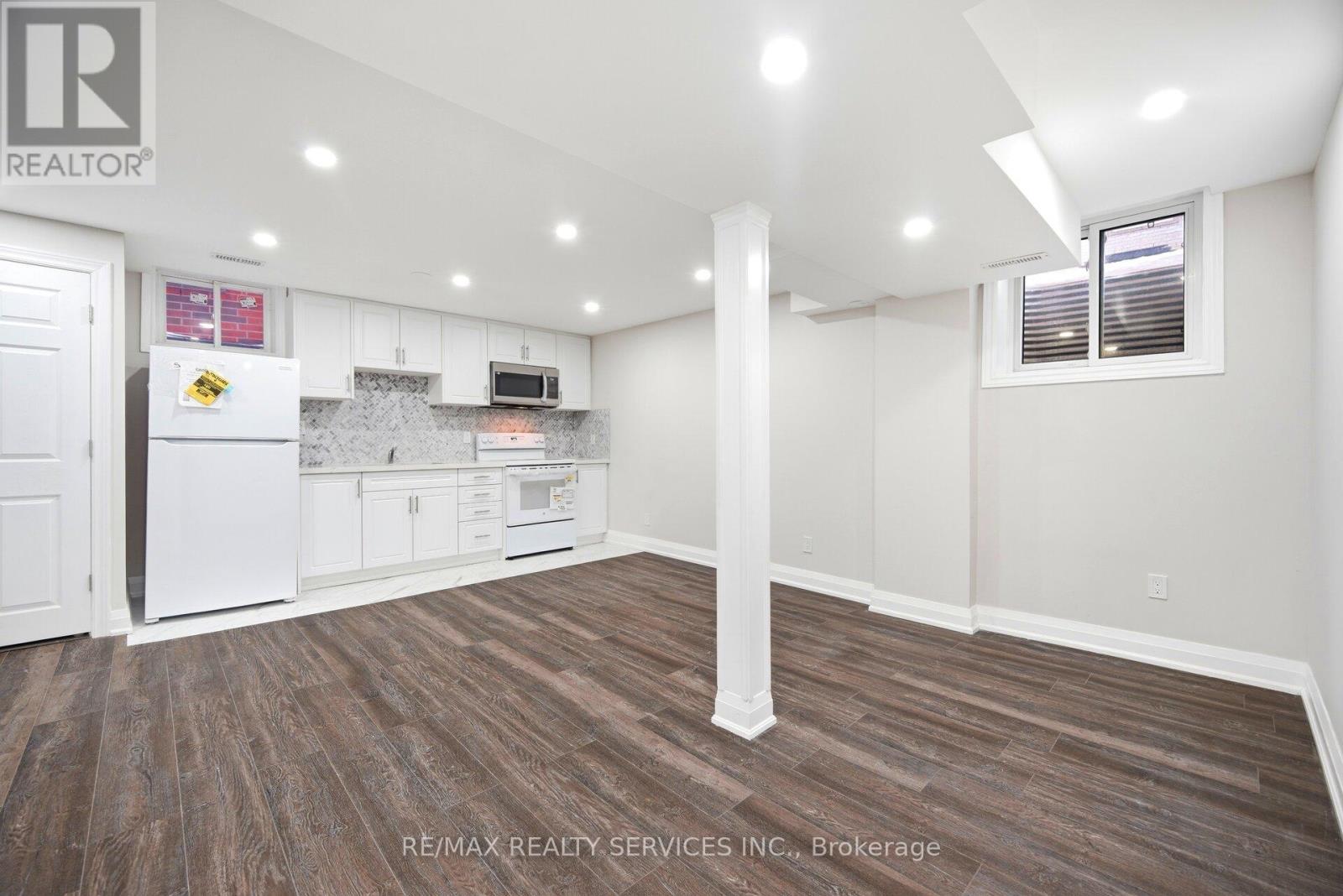 Bsmt - 5 Streamline Drive, Brampton, Ontario L6V 4S6 - Photo 16 - W12809202