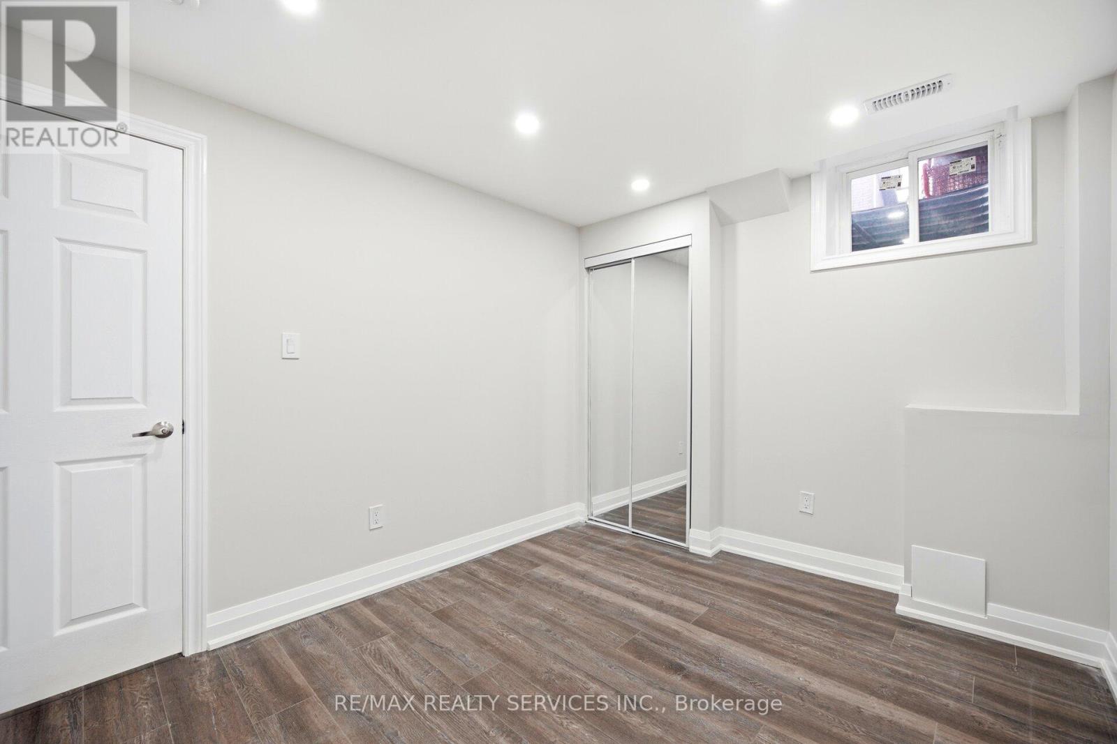 Bsmt - 5 Streamline Drive, Brampton, Ontario L6V 4S6 - Photo 28 - W12809202