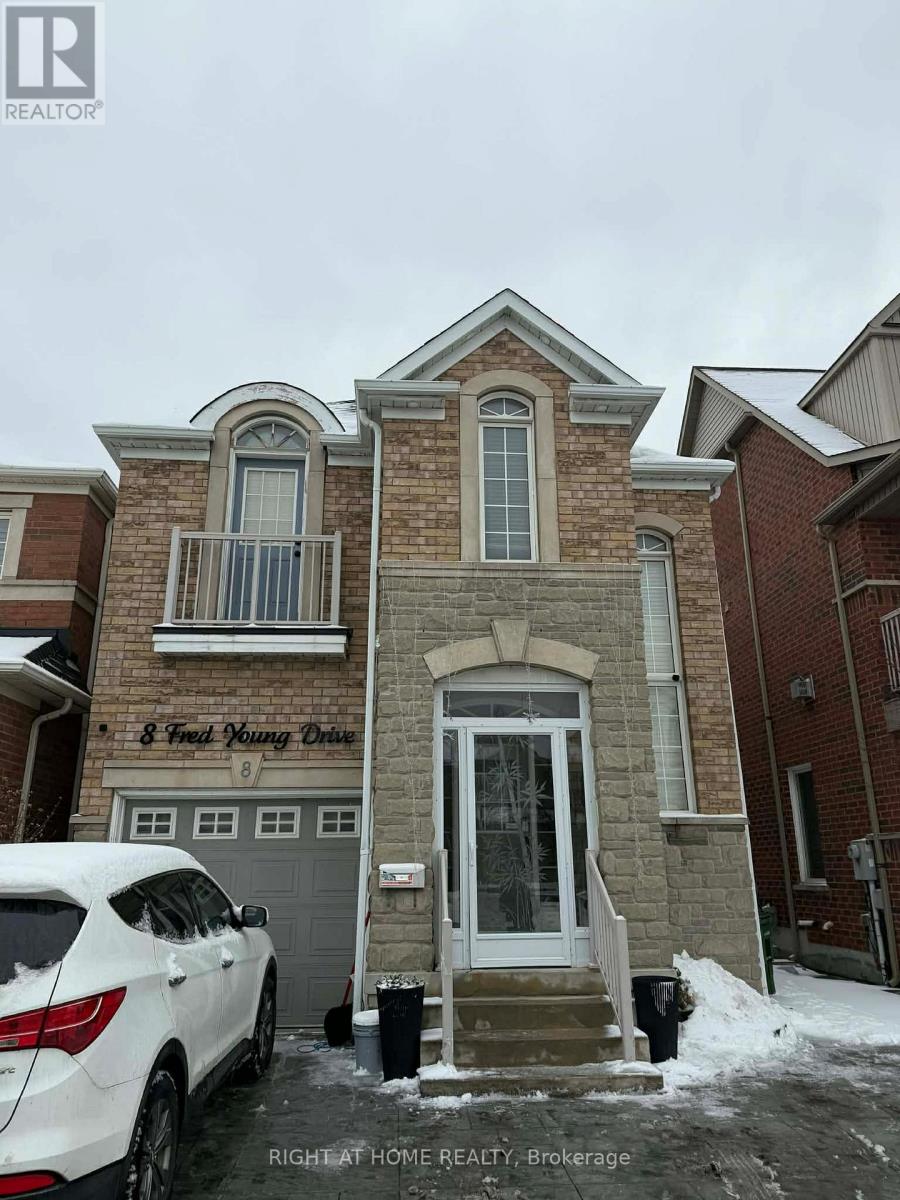 8 FRED YOUNG DRIVE, Toronto, Ontario