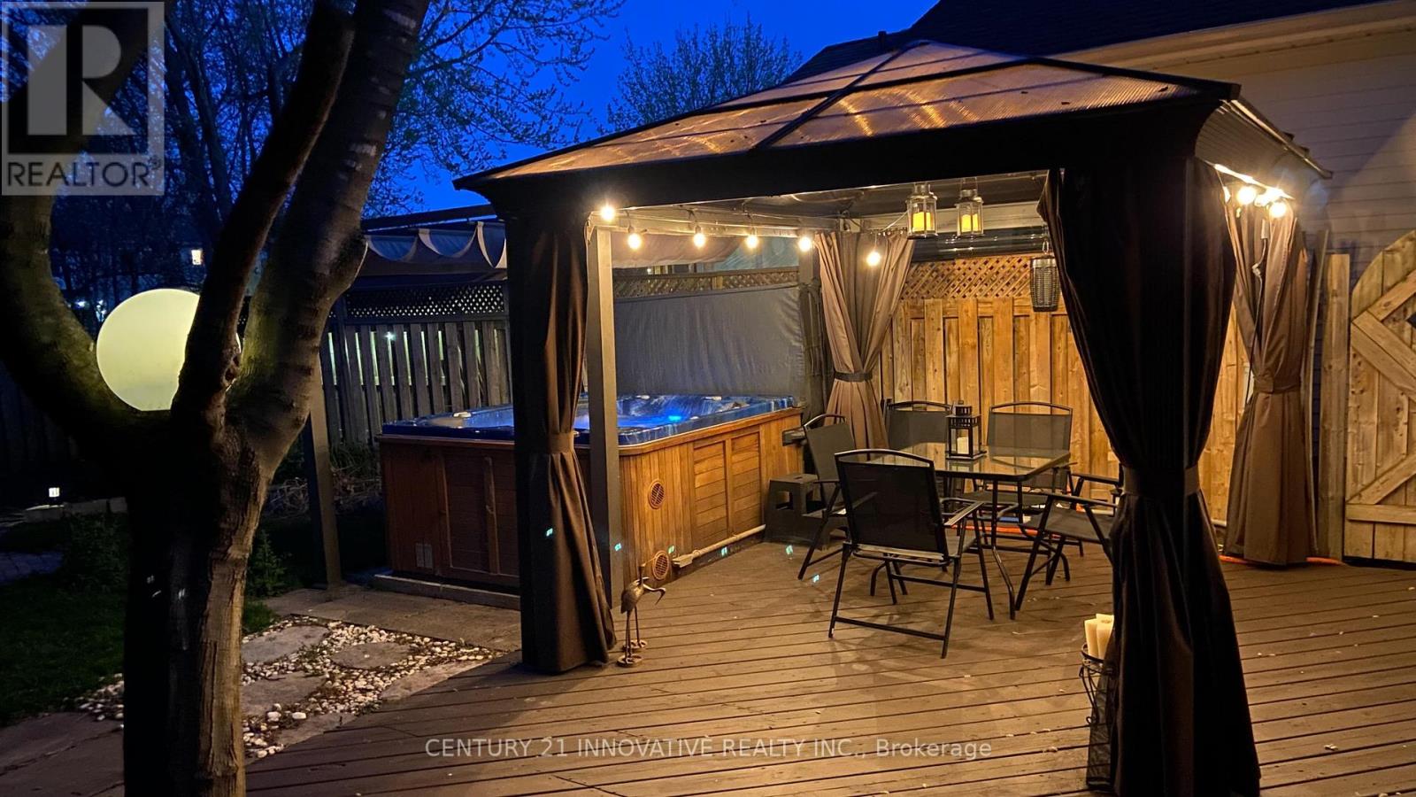 3066 PATRICK CRESCENT, Mississauga, Ontario