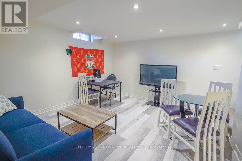 3066 Patrick Crescent, Mississauga, Ontario  L5N 3G5 - Photo 10 - W12809256