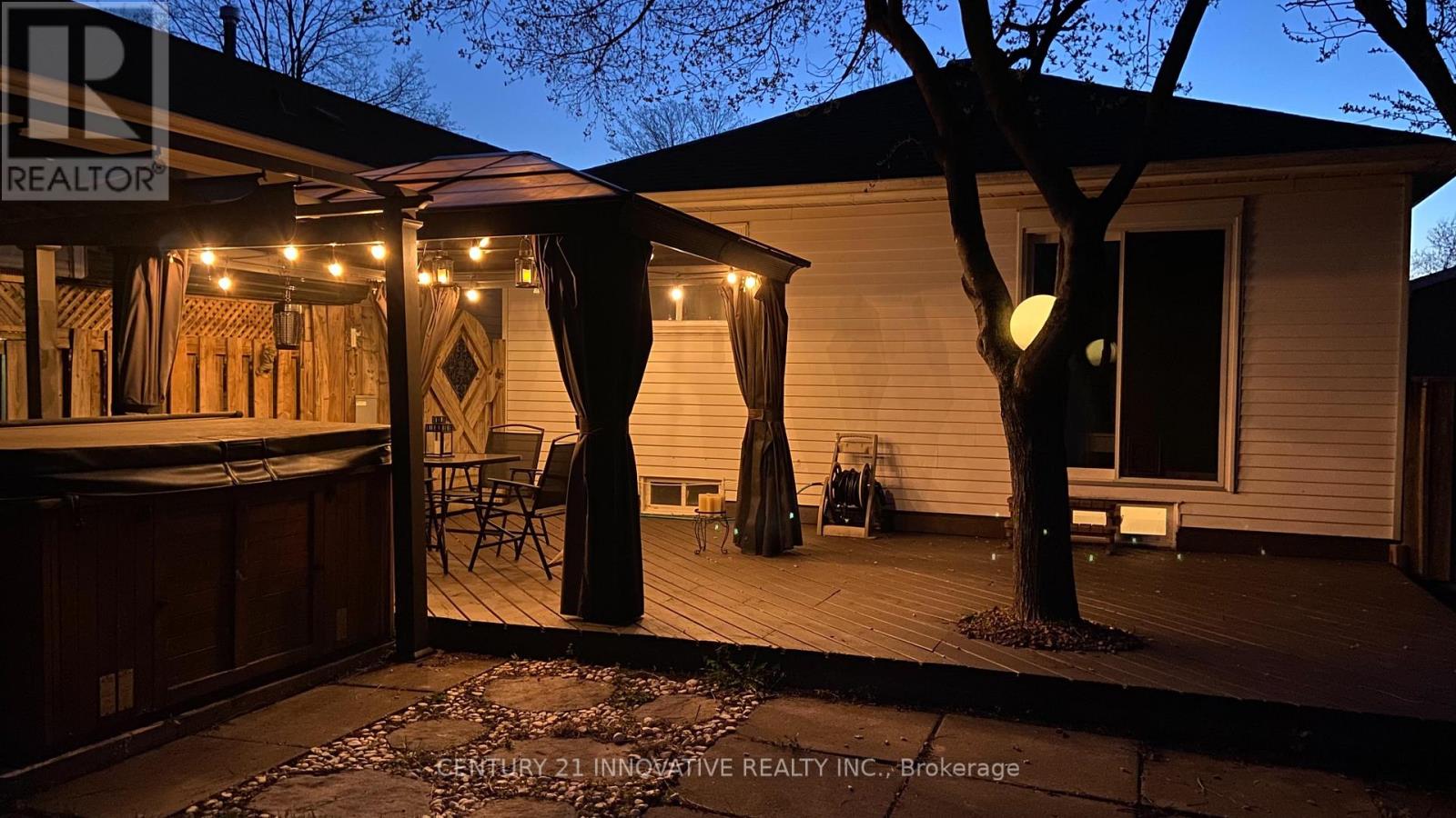 3066 Patrick Crescent, Mississauga, Ontario  L5N 3G5 - Photo 14 - W12809256