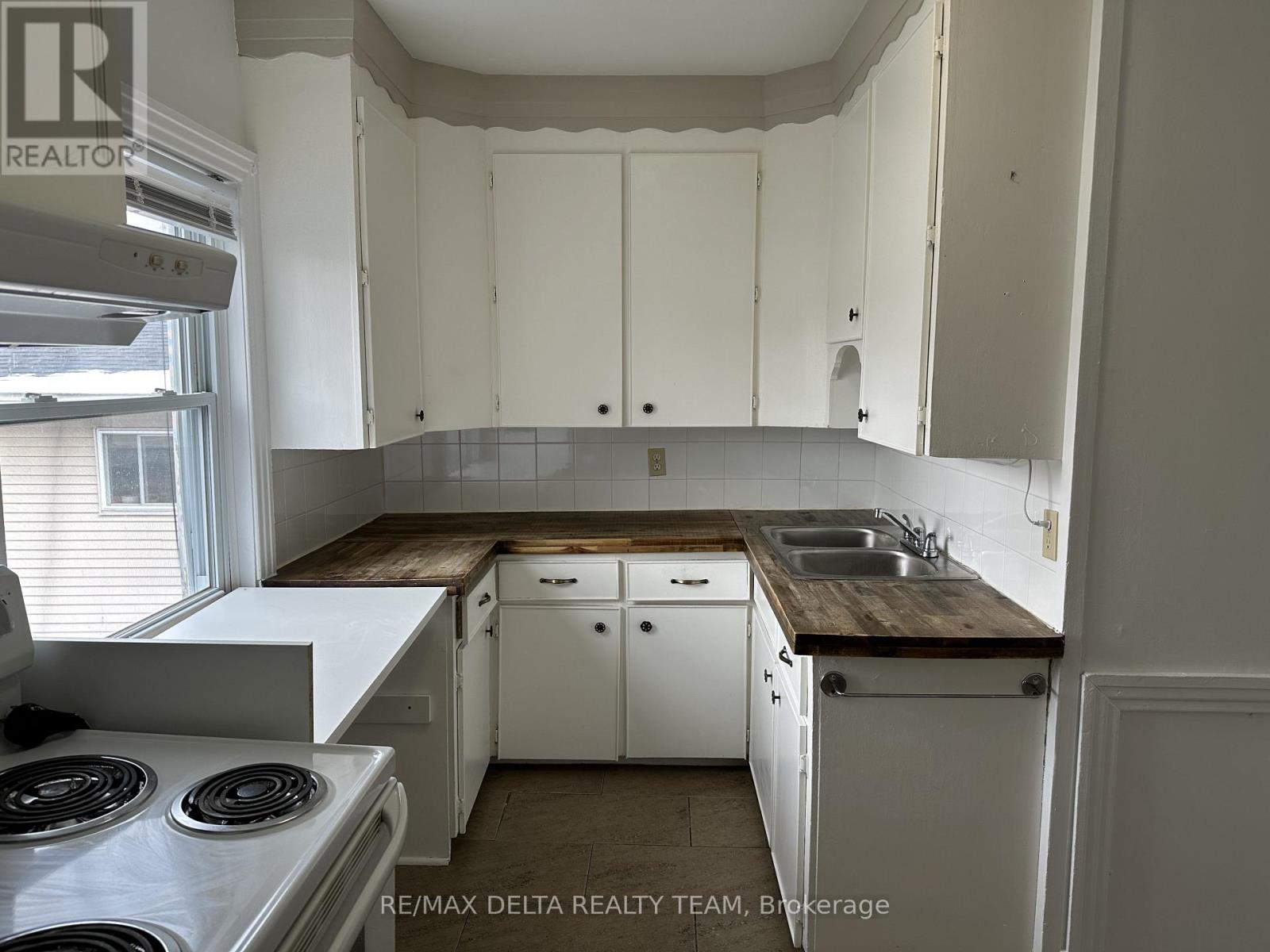 2 - 273 Shakespeare Street, Ottawa, Ontario  K1L 5M7 - Photo 14 - X12673120