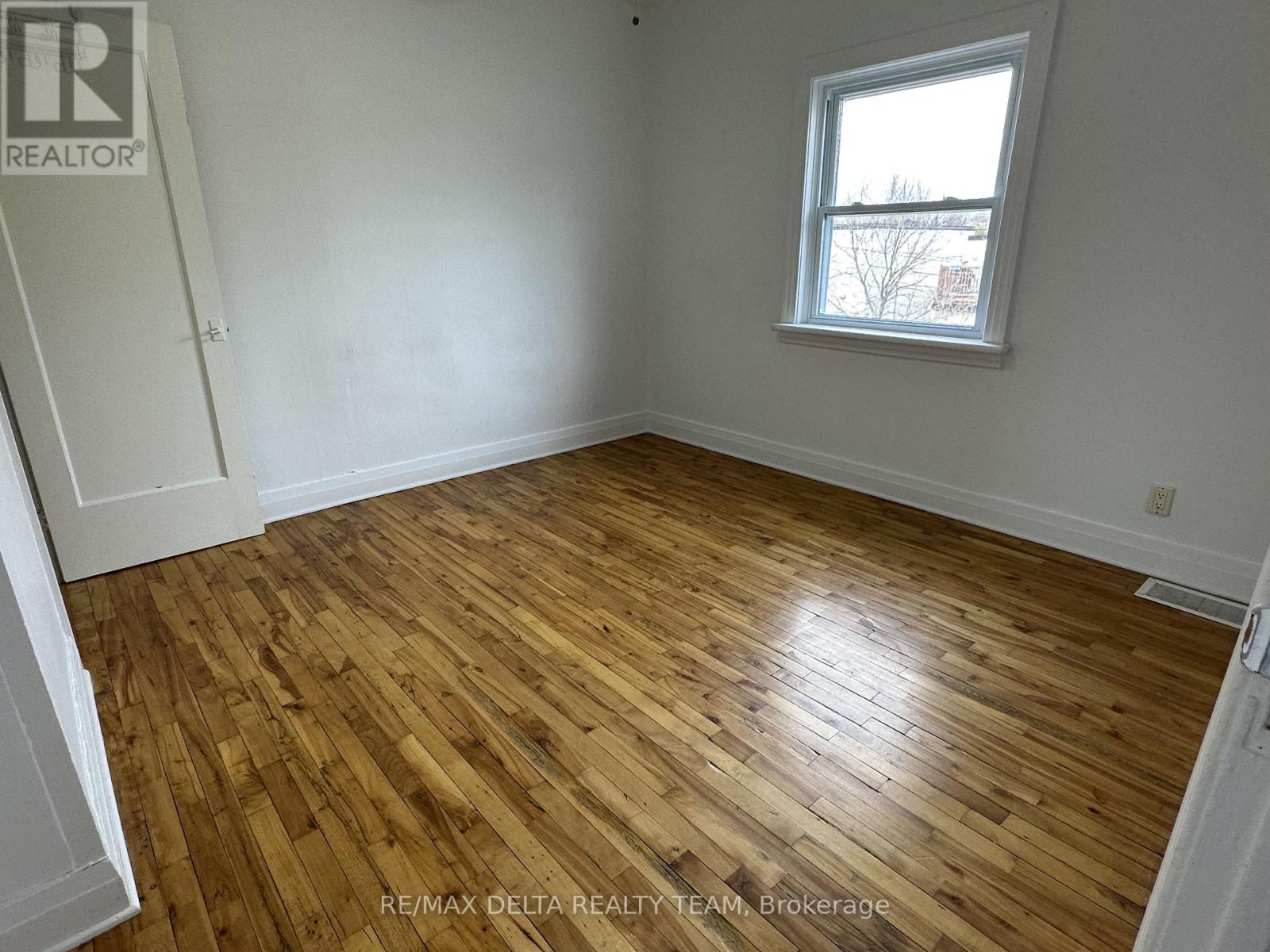 2 - 273 Shakespeare Street, Ottawa, Ontario  K1L 5M7 - Photo 16 - X12673120