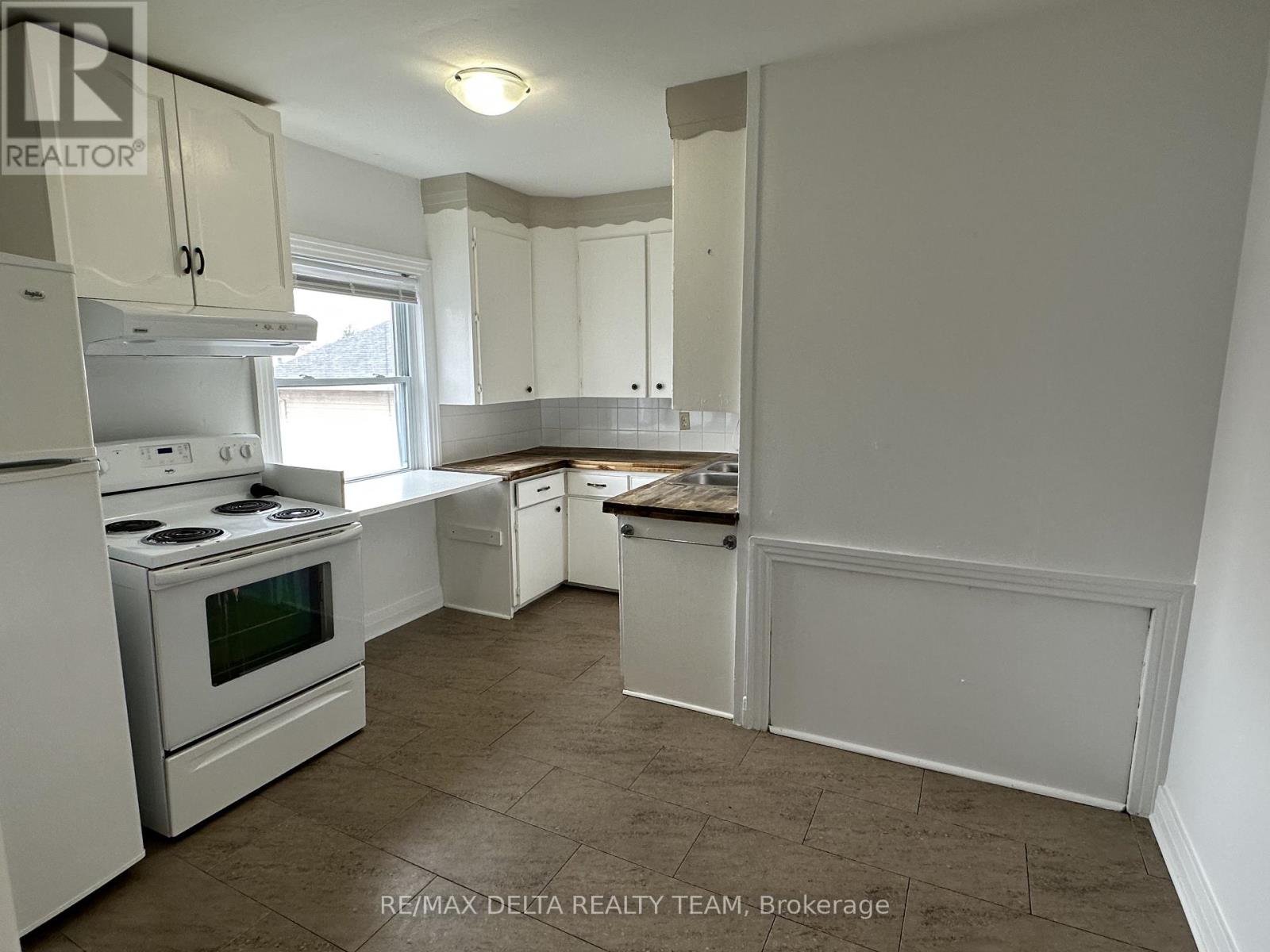 2 - 273 Shakespeare Street, Ottawa, Ontario  K1L 5M7 - Photo 13 - X12673120