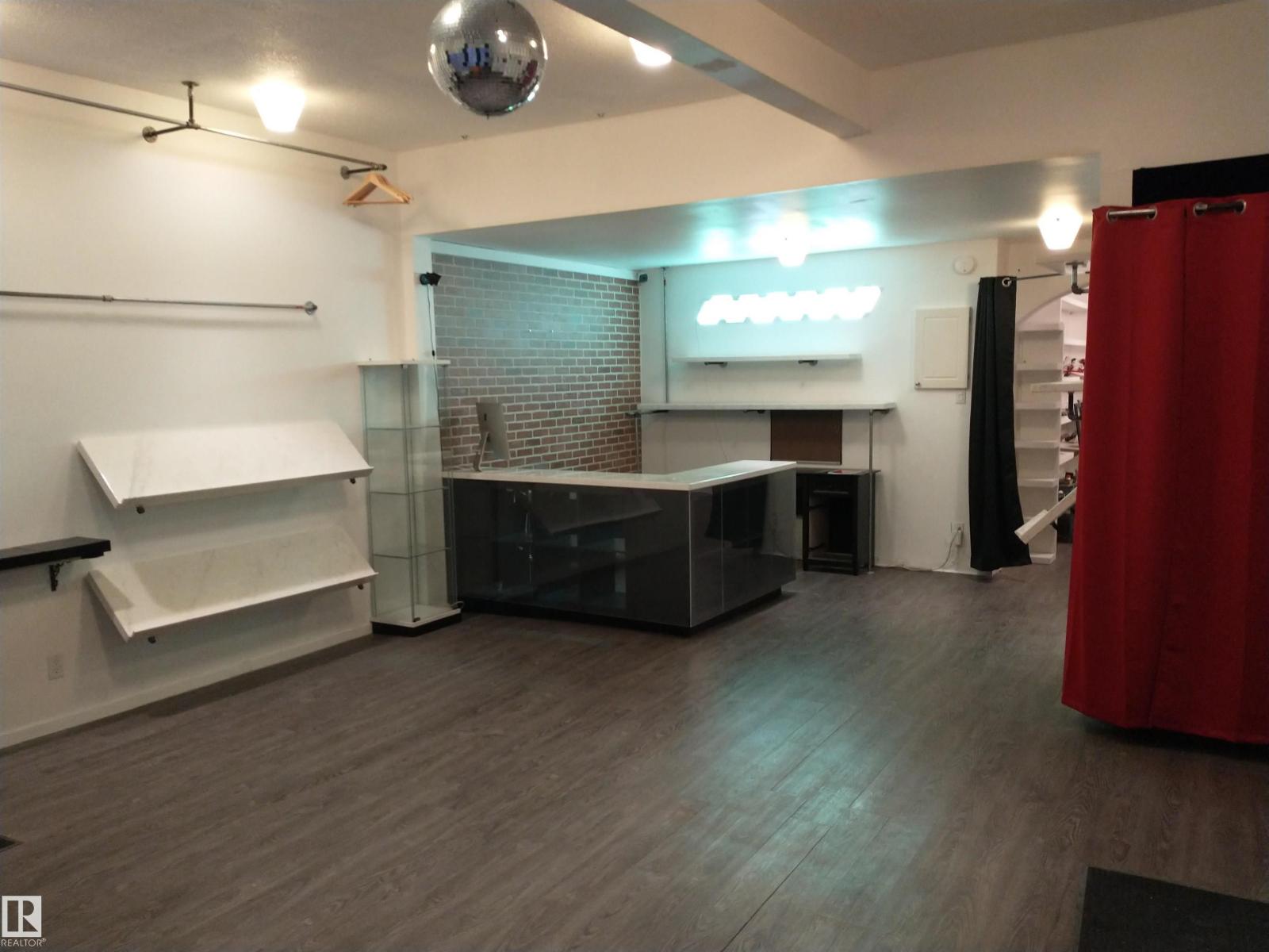 12742 Fort Rd Nw, Edmonton, Alberta  T5A 1A6 - Photo 11 - E4474019