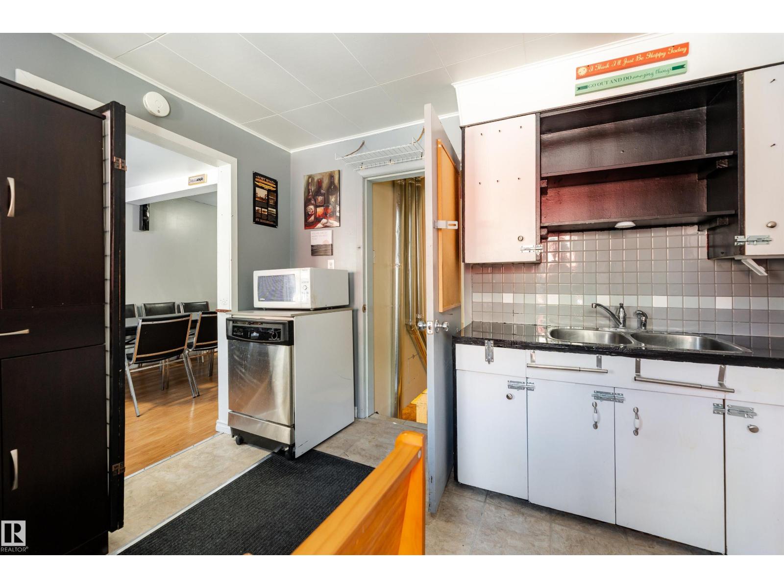 12742 Fort Rd Nw, Edmonton, Alberta  T5A 1A6 - Photo 17 - E4474019