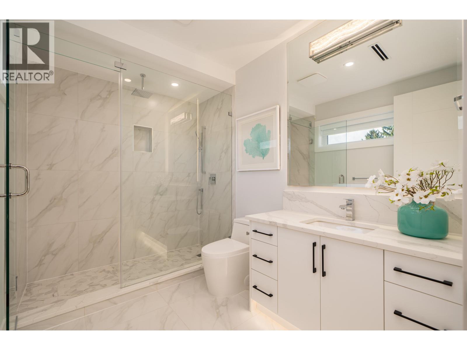 Listing Picture 23 of 40 : 10780 REYNOLDS DRIVE, Richmond / 烈治文 - 魯藝地產 Yvonne Lu Group - MLS Medallion Club Member