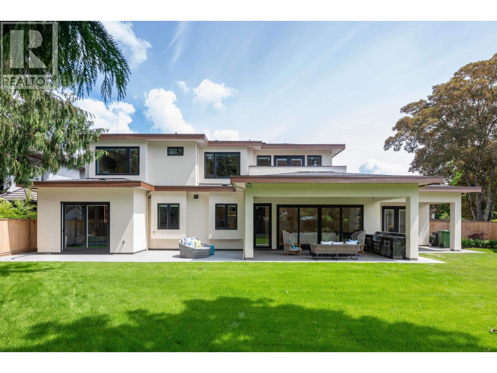 Listing Picture 38 of 40 : 10780 REYNOLDS DRIVE, Richmond / 烈治文 - 魯藝地產 Yvonne Lu Group - MLS Medallion Club Member