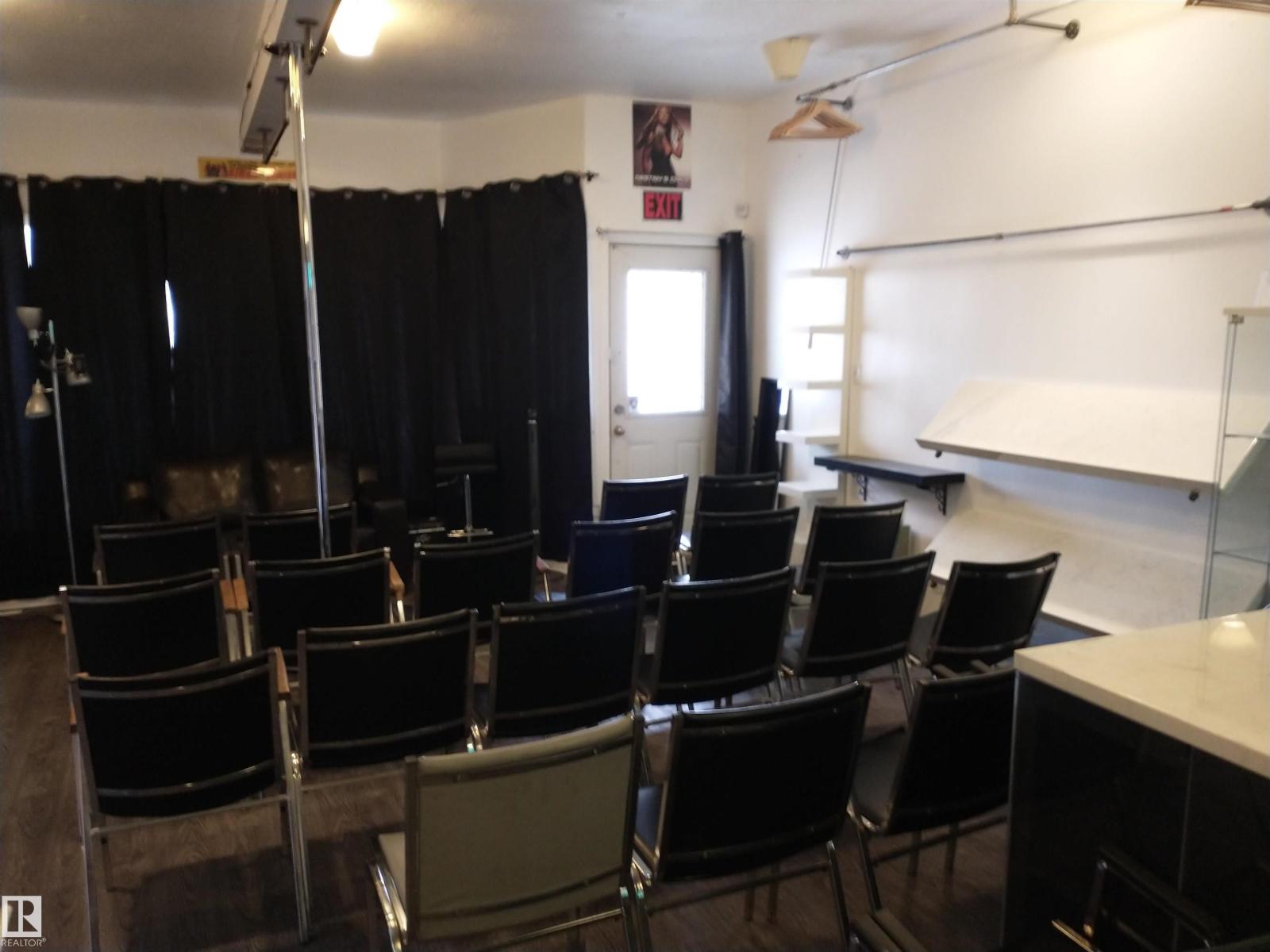 12742 Fort Rd Nw, Edmonton, Alberta  T5A 1A6 - Photo 47 - E4474019