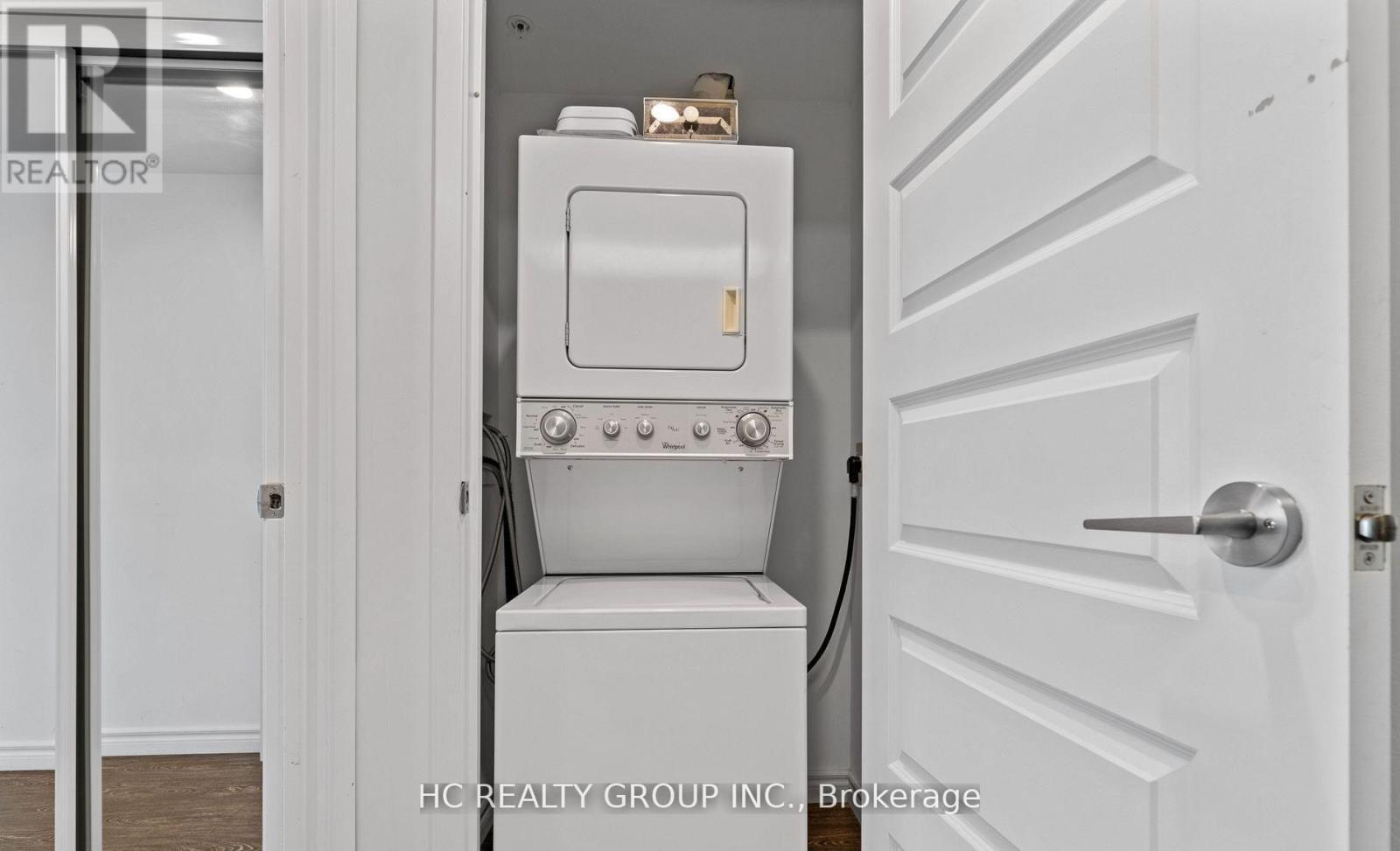 1602 - 158 King Street N, Kitchener, Ontario  N2J 0E5 - Photo 13 - X12809254