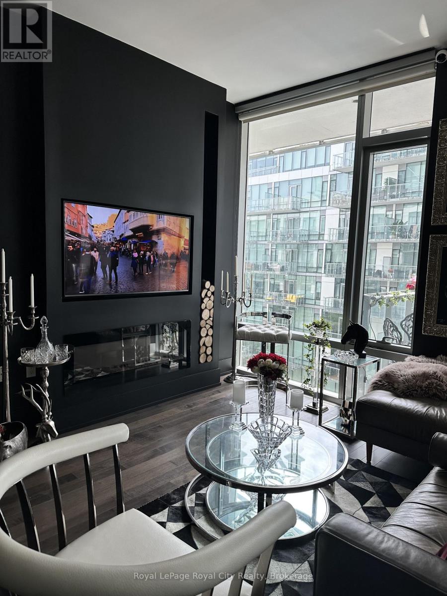 830 - 39 Queens Quay E, Toronto, Ontario  M5E 0A5 - Photo 5 - C12809246