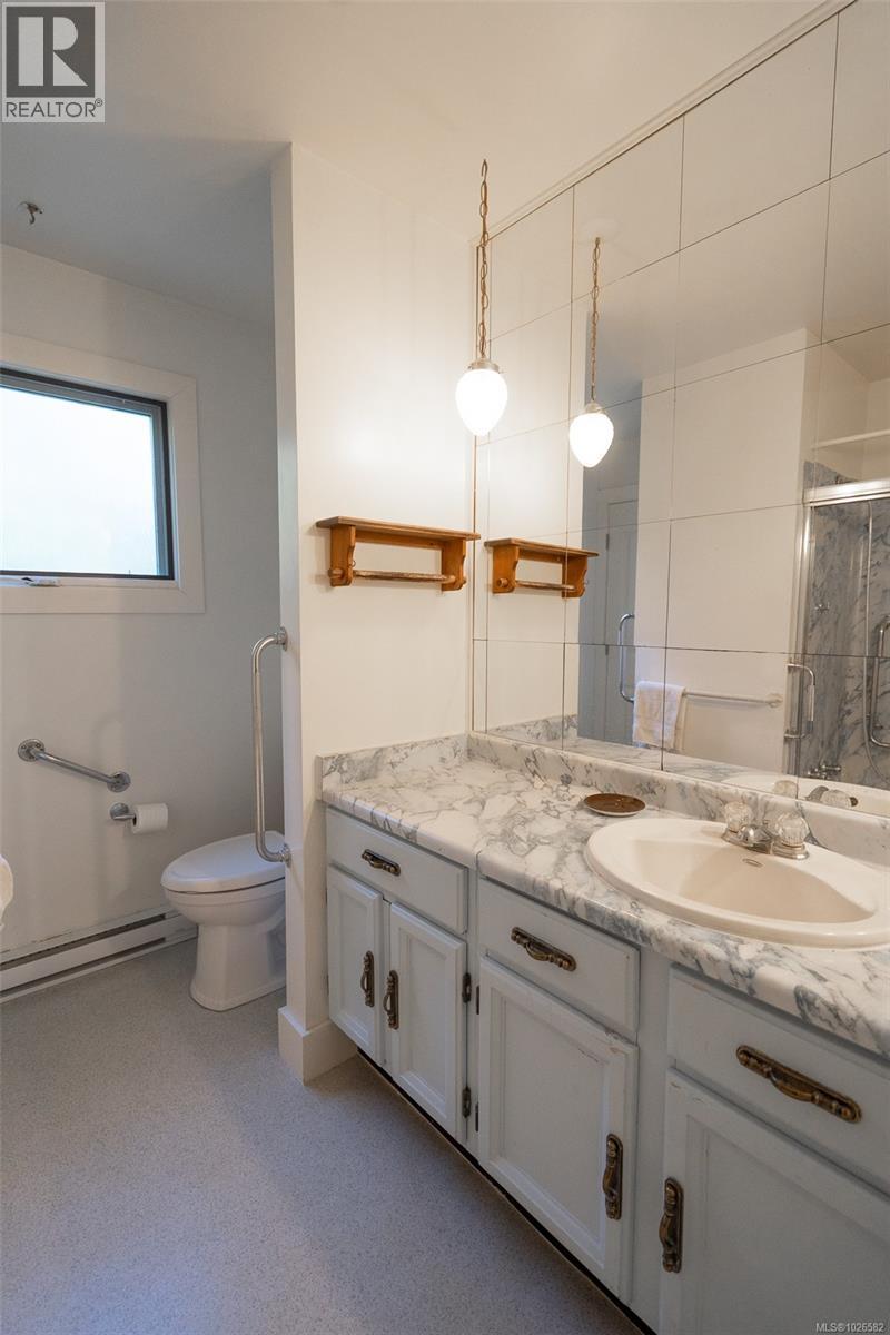 354 Old Scott Rd, Salt Spring, British Columbia  V8K 2L9 - Photo 17 - 1026582