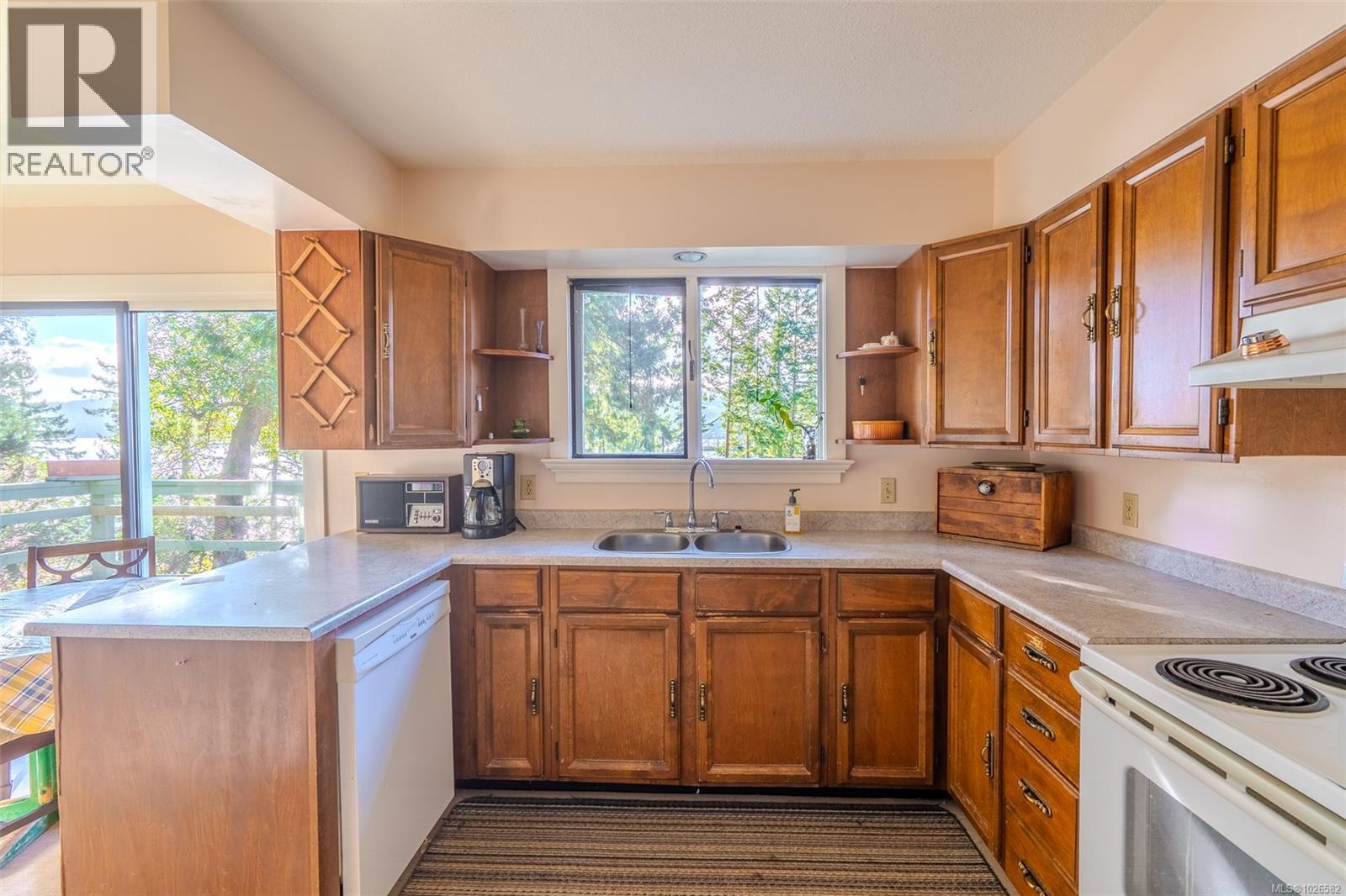 354 Old Scott Rd, Salt Spring, British Columbia  V8K 2L9 - Photo 8 - 1026582