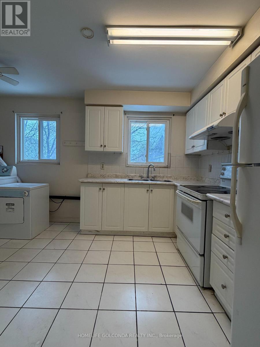 81 Sexton Crescent, Toronto, Ontario  M2H 2L7 - Photo 5 - C12685294