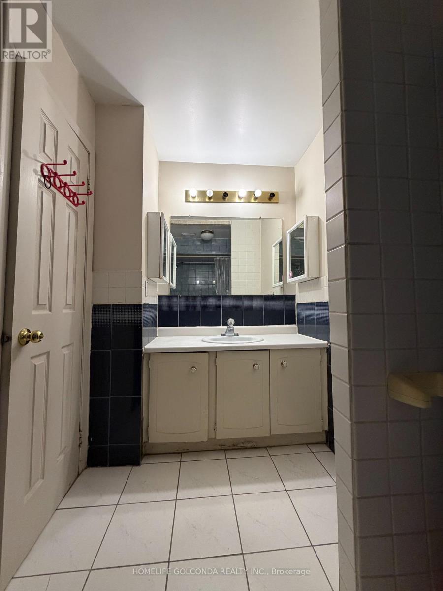 81 Sexton Crescent, Toronto, Ontario  M2H 2L7 - Photo 6 - C12685294