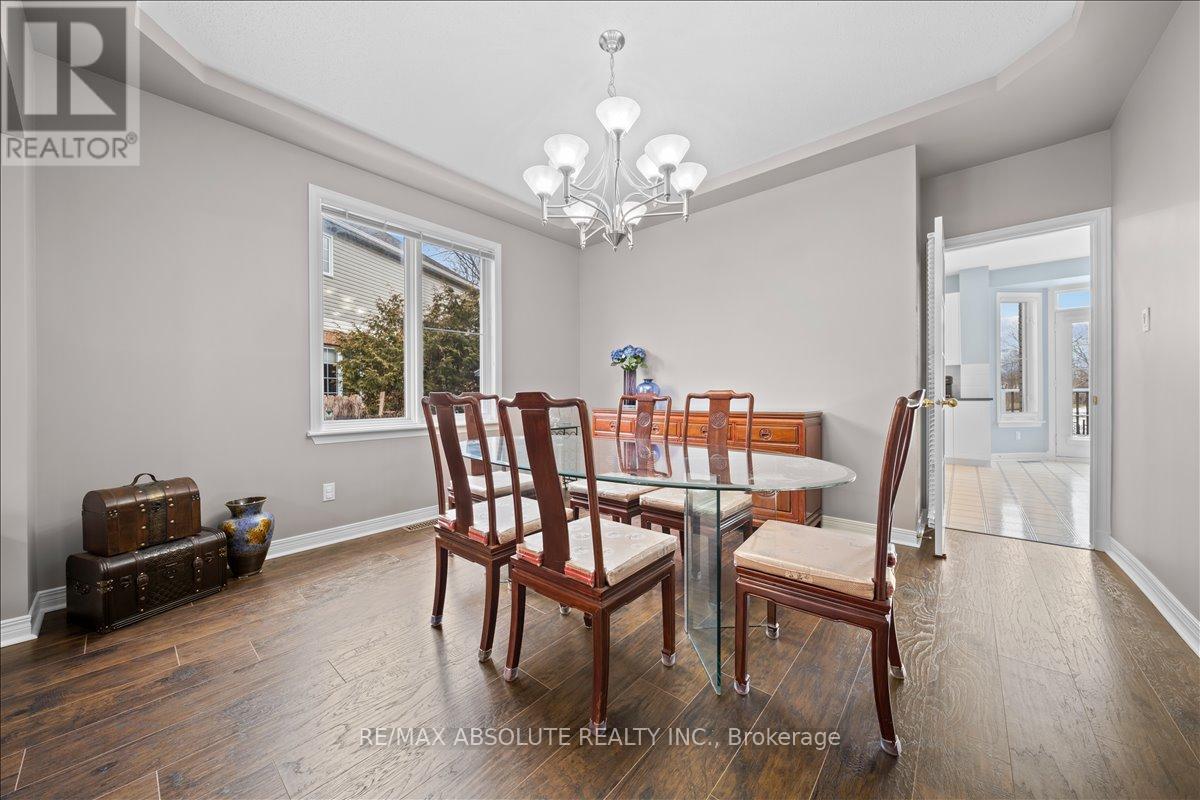 72 Kenins Crescent, Ottawa, Ontario  K2K 3E4 - Photo 10 - X12809286