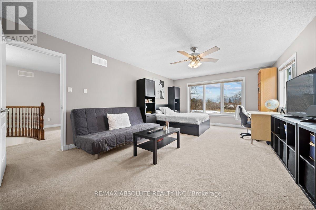 72 Kenins Crescent, Ottawa, Ontario  K2K 3E4 - Photo 29 - X12809286