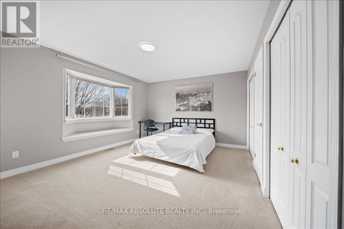 72 Kenins Crescent, Ottawa, Ontario  K2K 3E4 - Photo 31 - X12809286