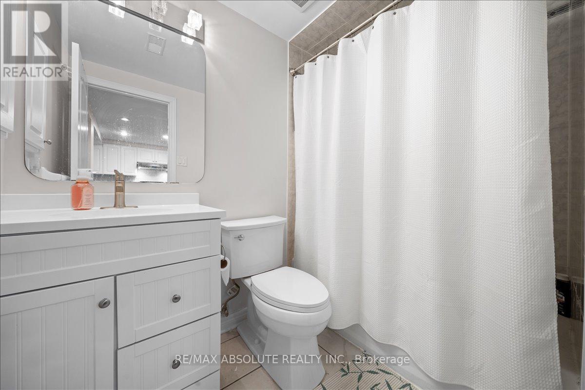 72 Kenins Crescent, Ottawa, Ontario  K2K 3E4 - Photo 40 - X12809286