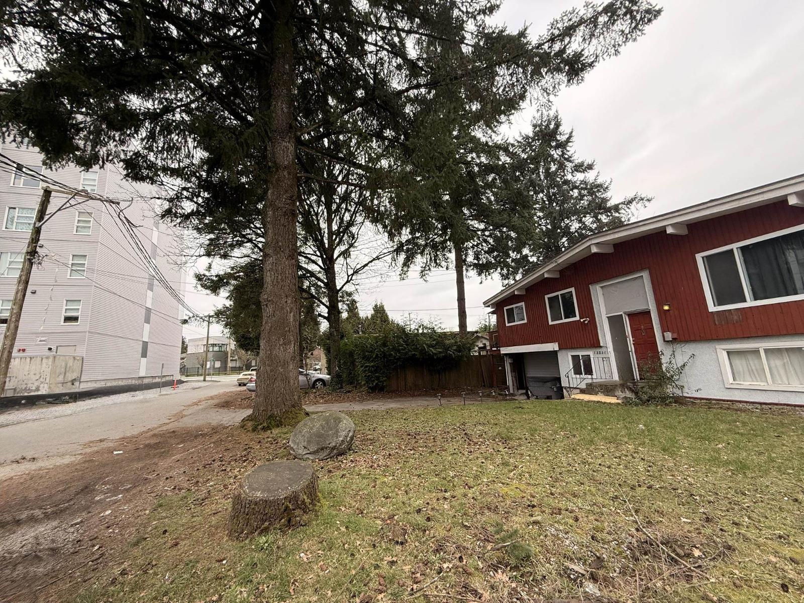 13231 104a Avenue, Surrey, British Columbia  V3T 1Y6 - Photo 10 - R3091729