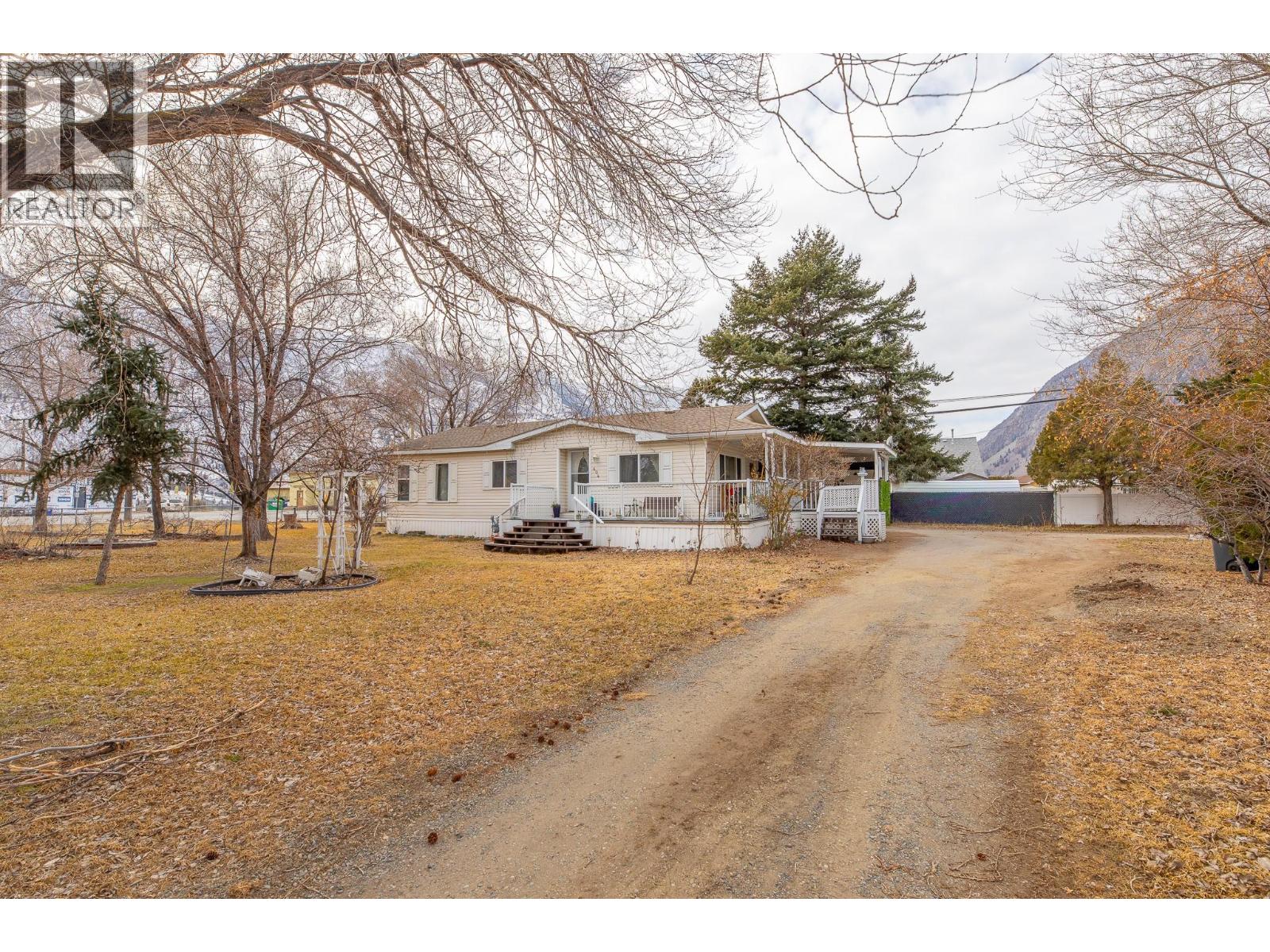 604 Schneider Road, Keremeos, British Columbia
