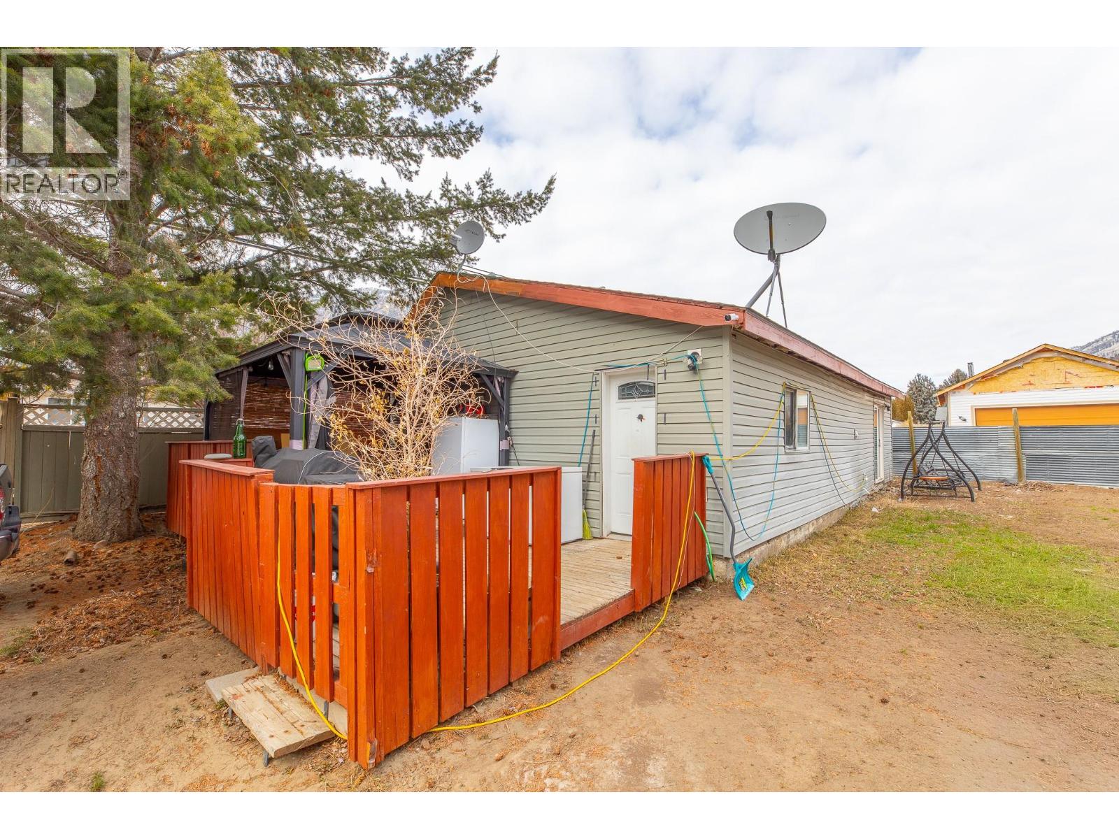 604 Schneider Road, Keremeos, British Columbia  V0X 1N5 - Photo 32 - 10376070