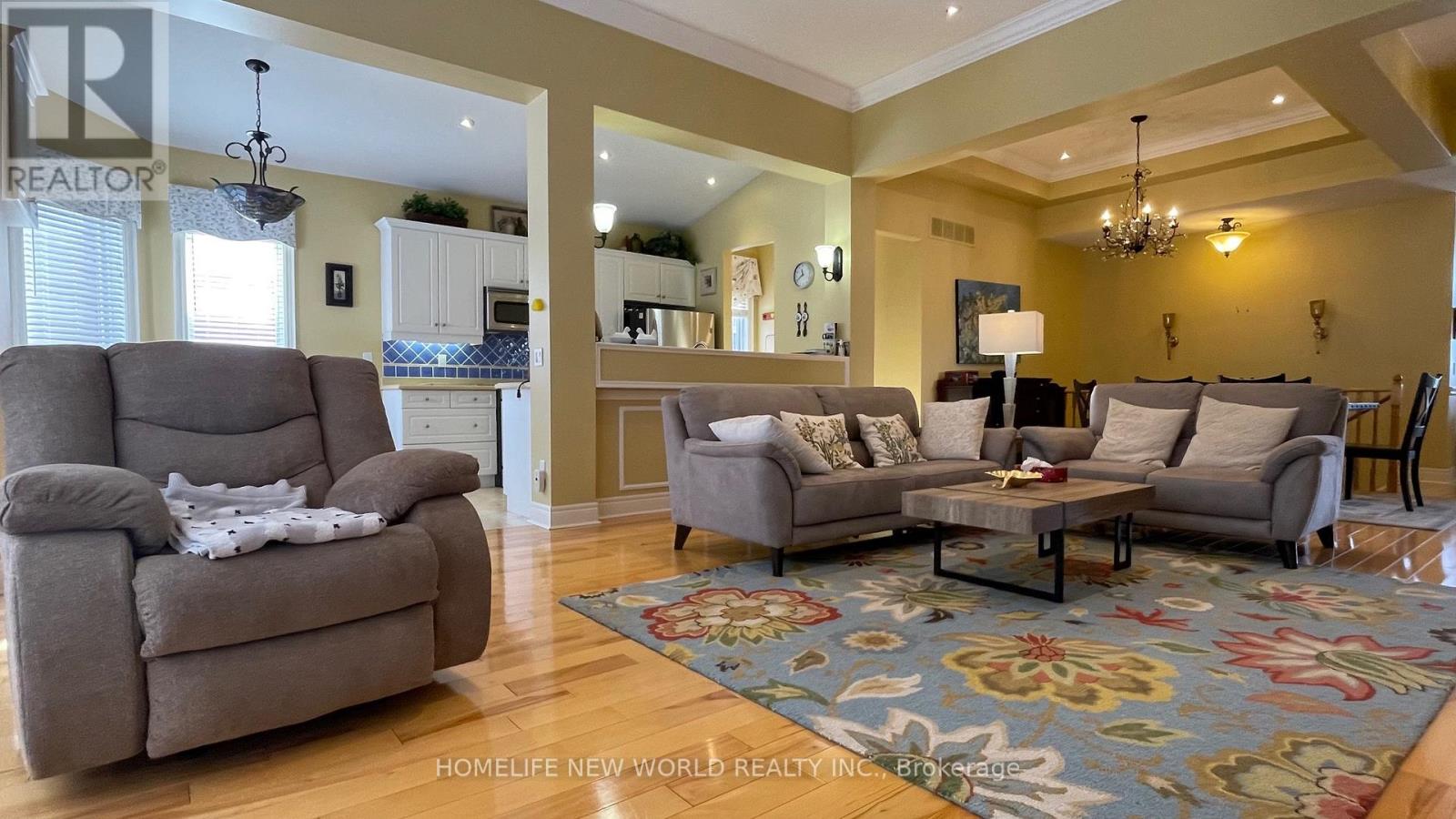 15 Faldo's Flight, Whitchurch-Stouffville, Ontario  L4A 1M6 - Photo 3 - N12809278