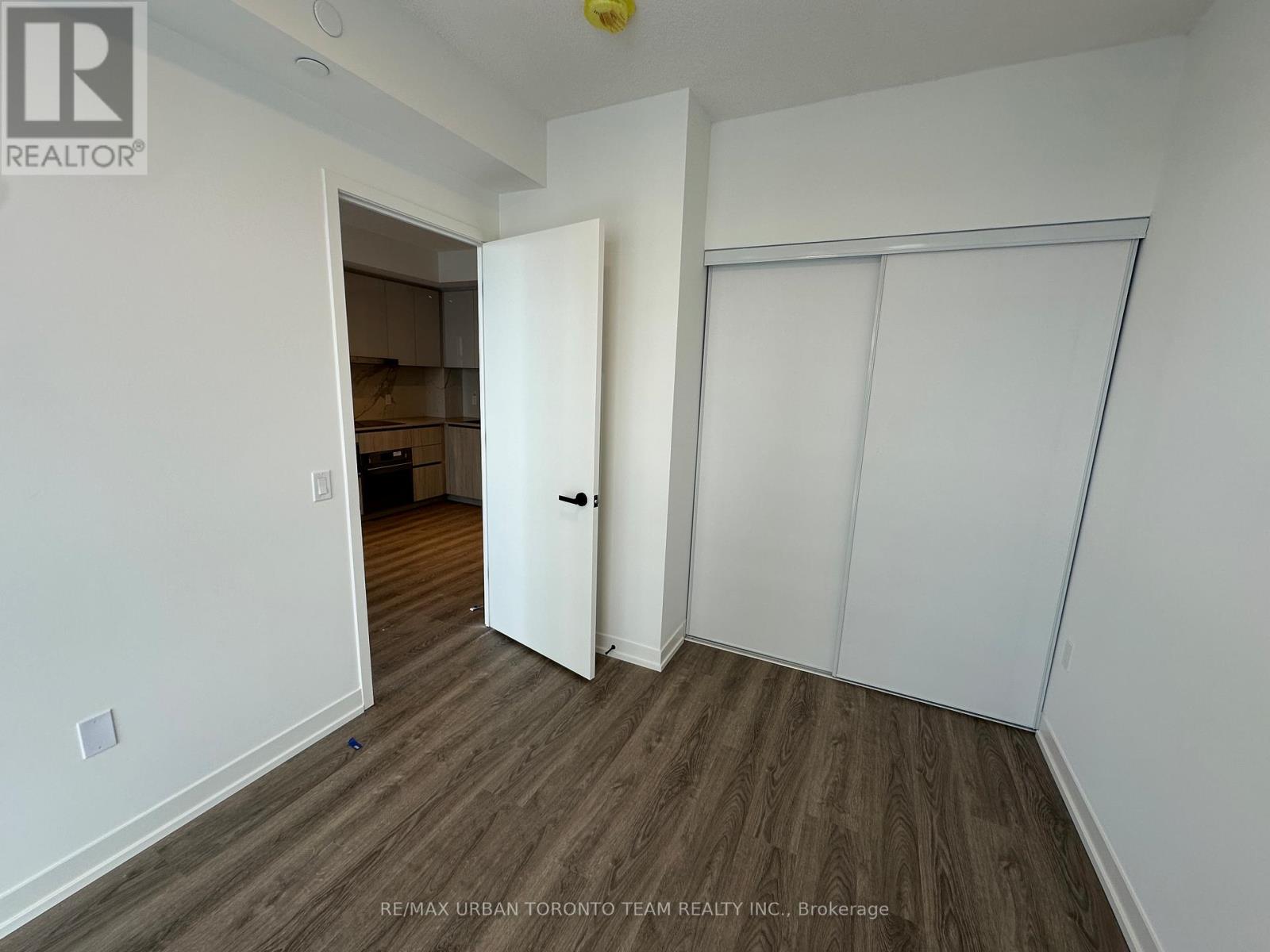 5515 - 8 Interchange Way, Vaughan, Ontario L4K 5Z7 - Photo 9 - N12809292